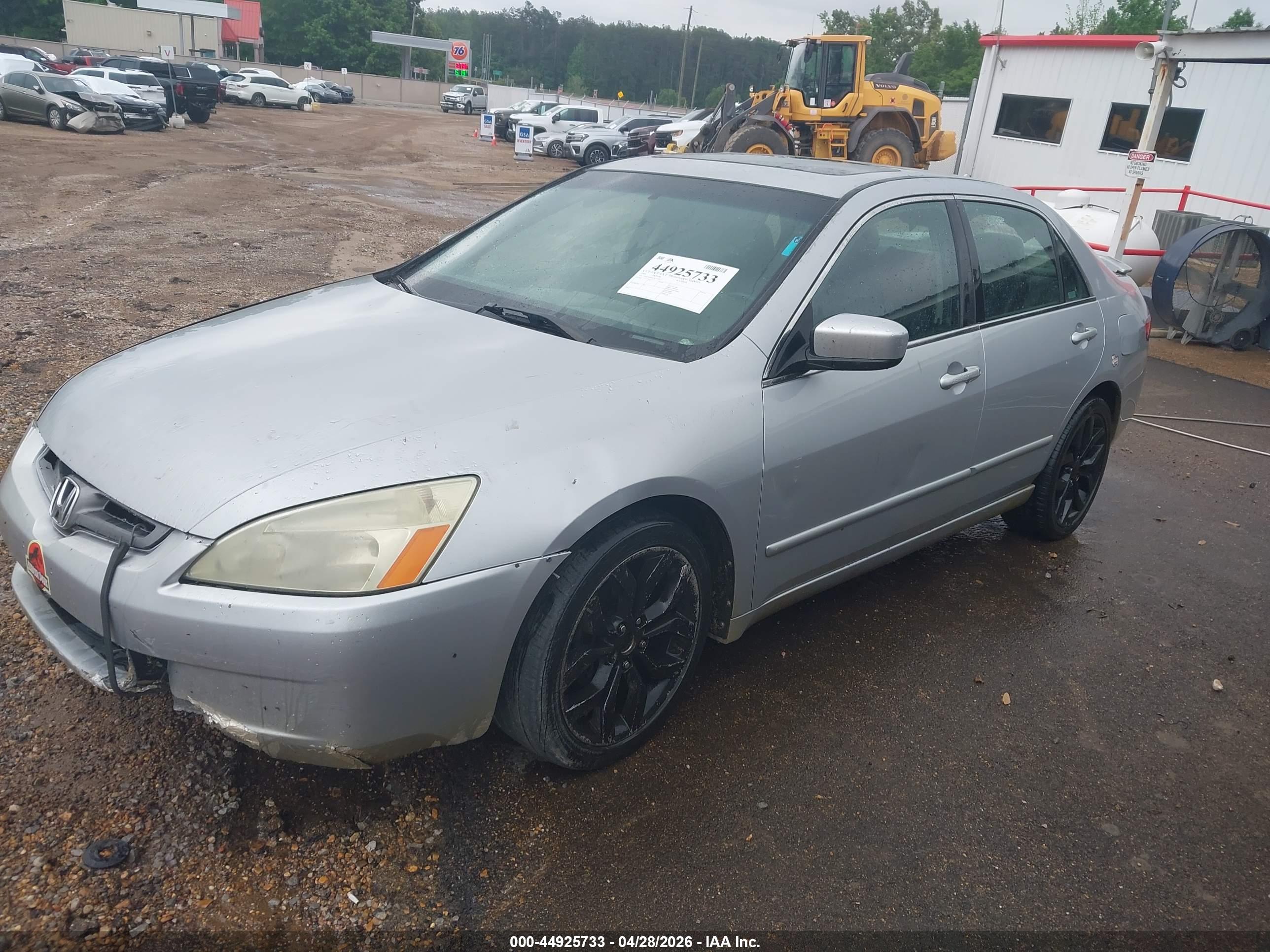 HONDA ACCORD image 2