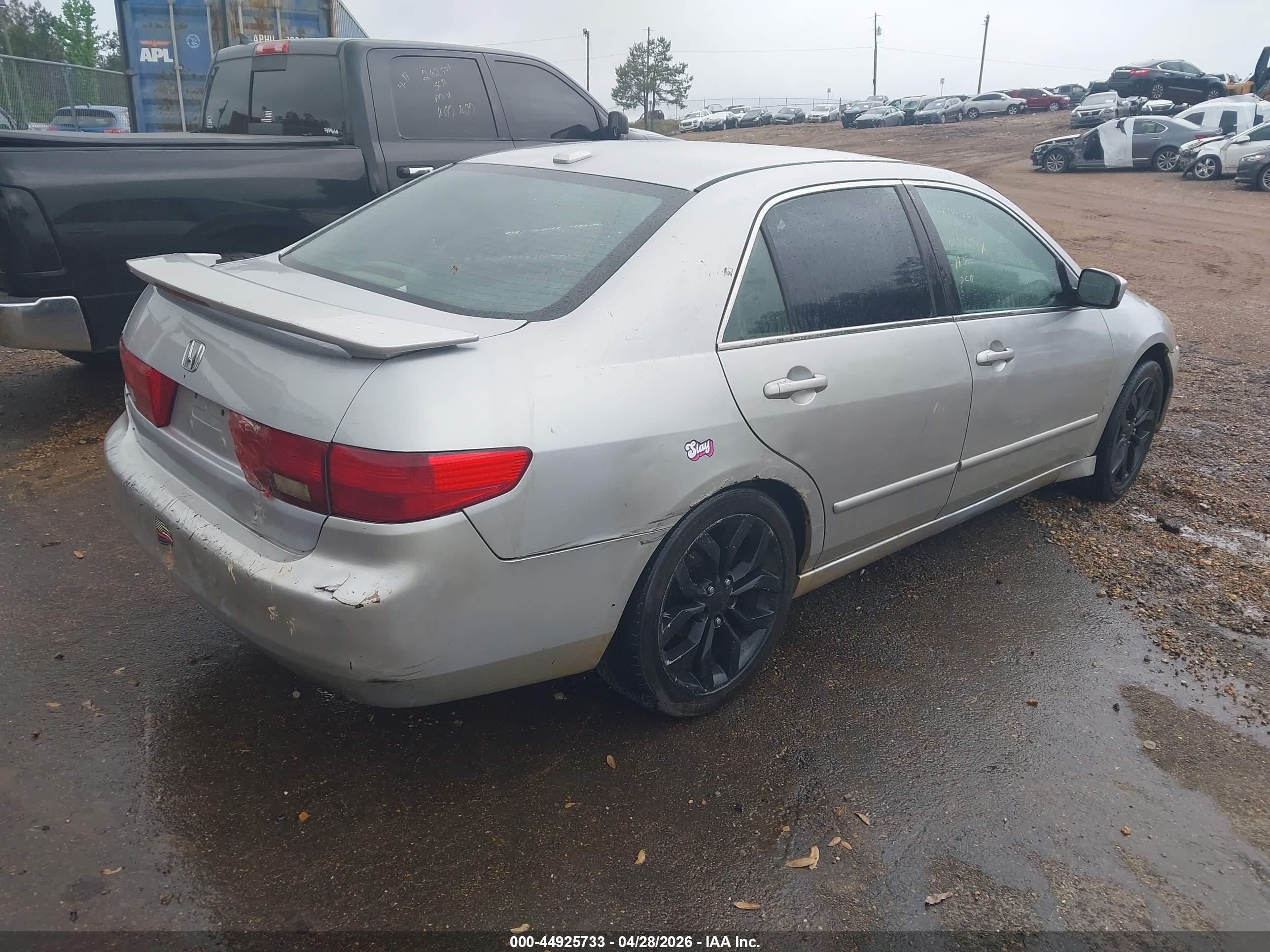 HONDA ACCORD image 4