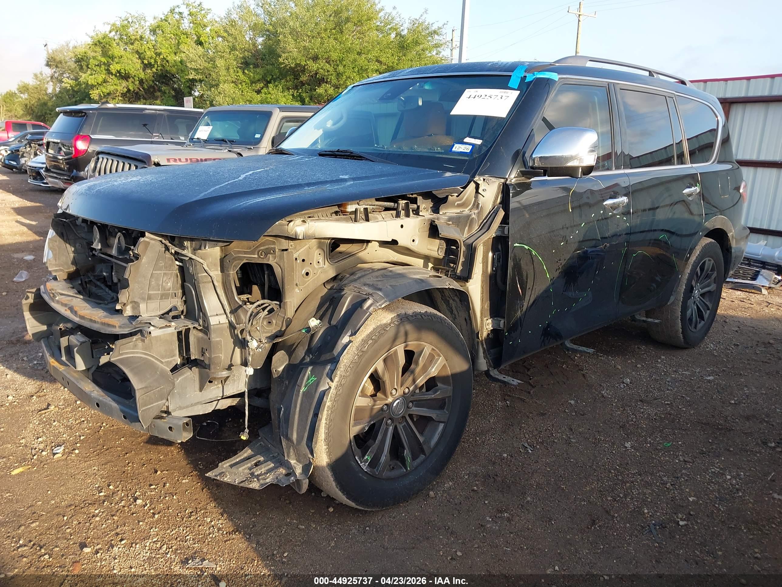 NISSAN ARMADA image 2
