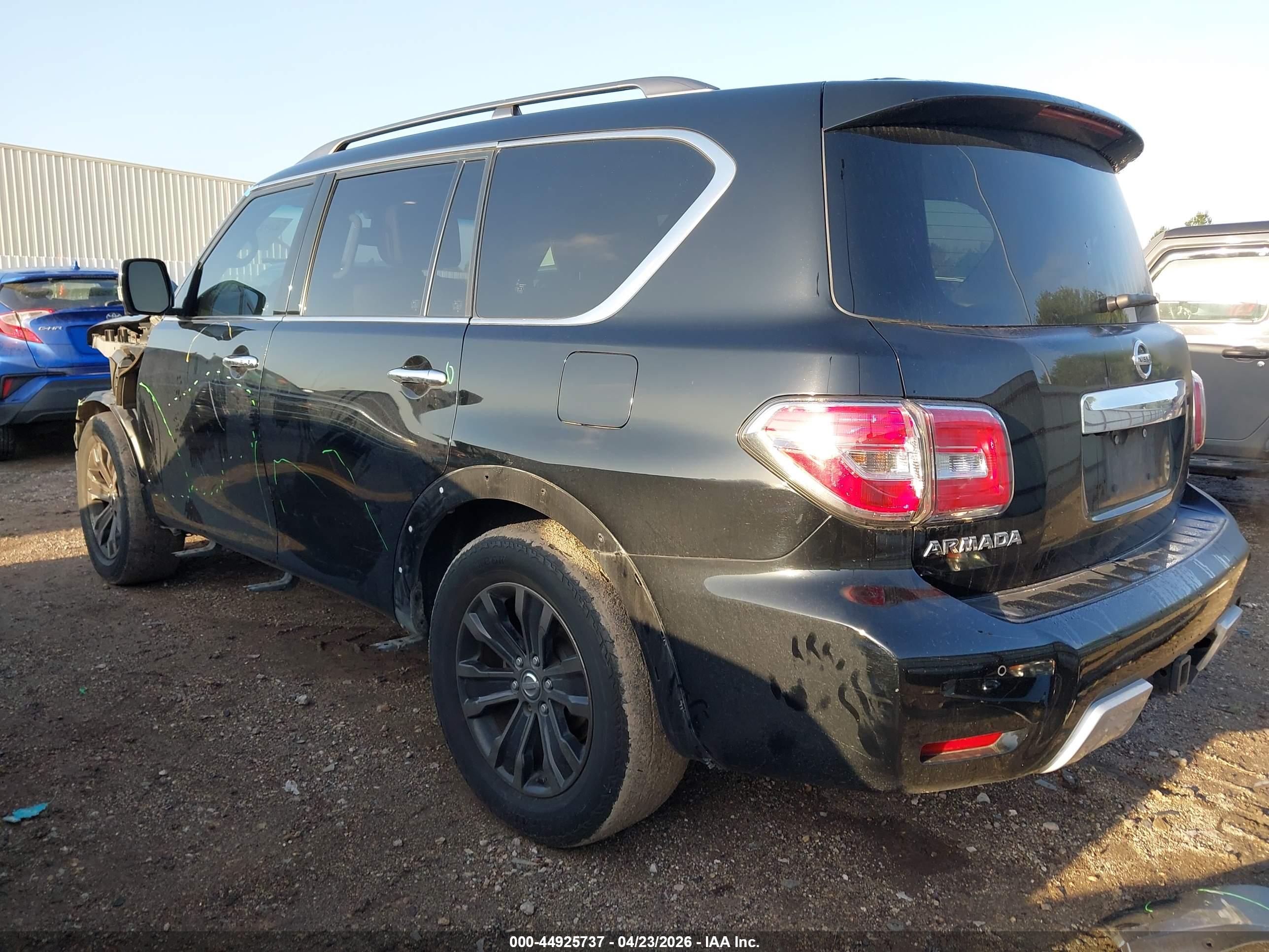 NISSAN ARMADA image 3