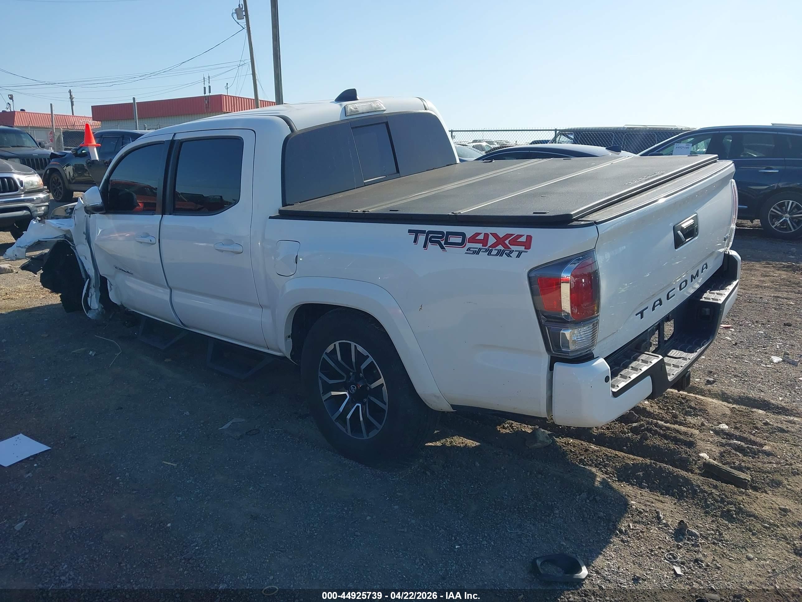 TOYOTA TACOMA image 3