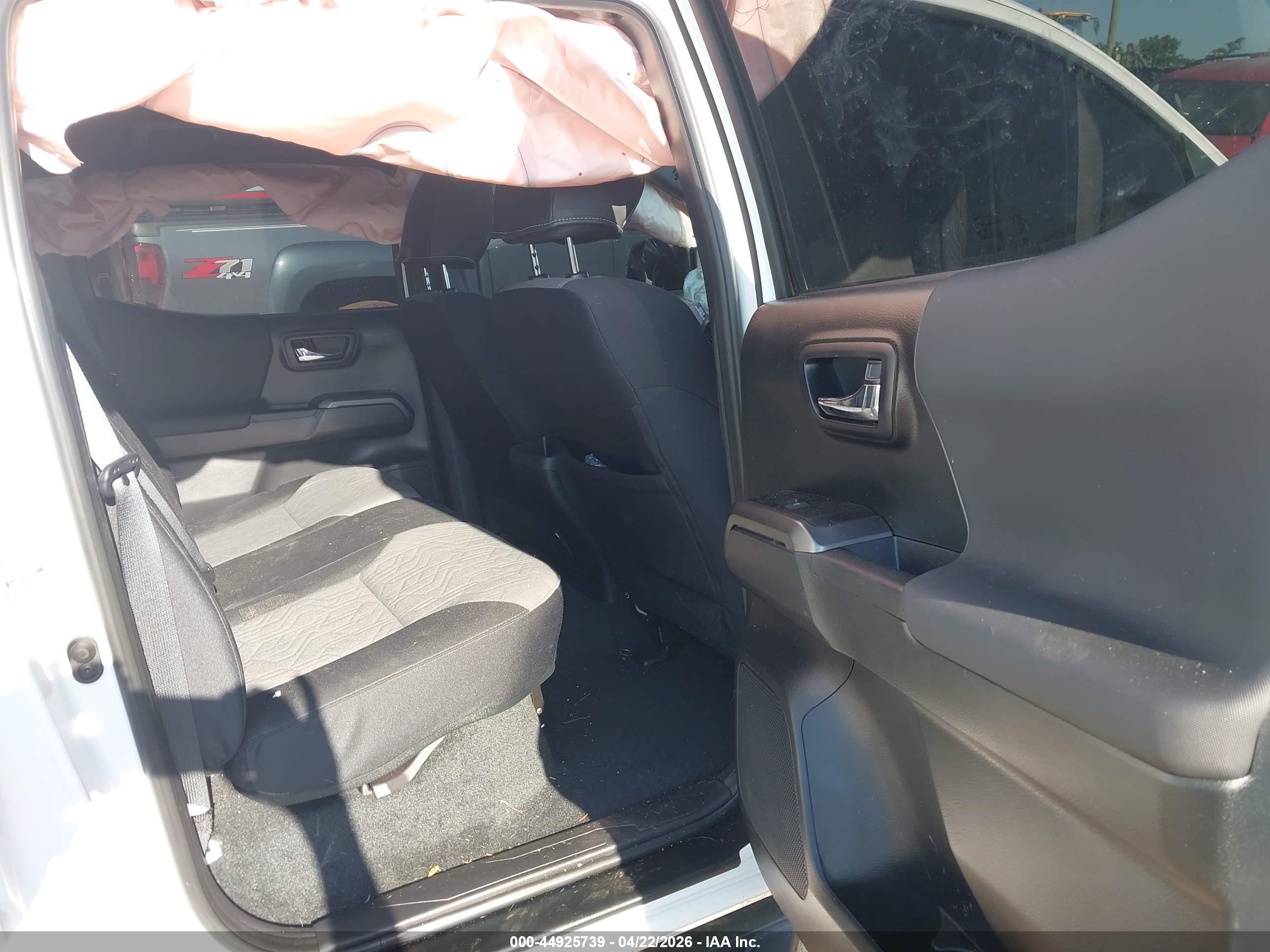 TOYOTA TACOMA image 8