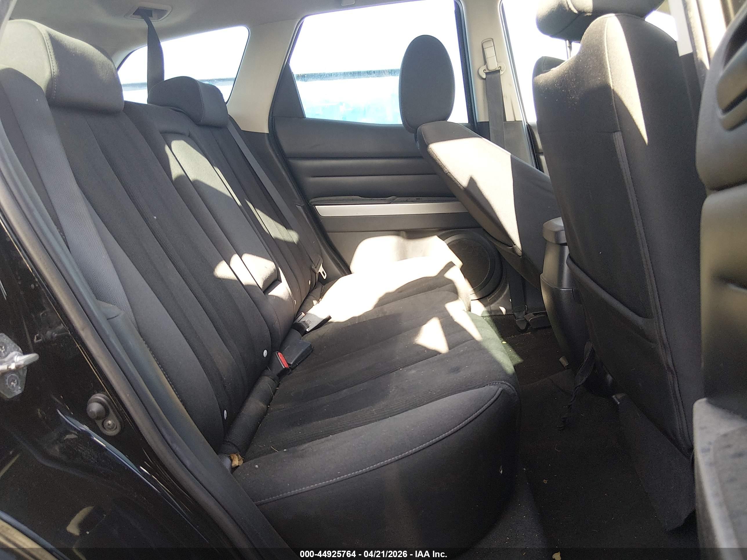 MAZDA CX-7 image 8