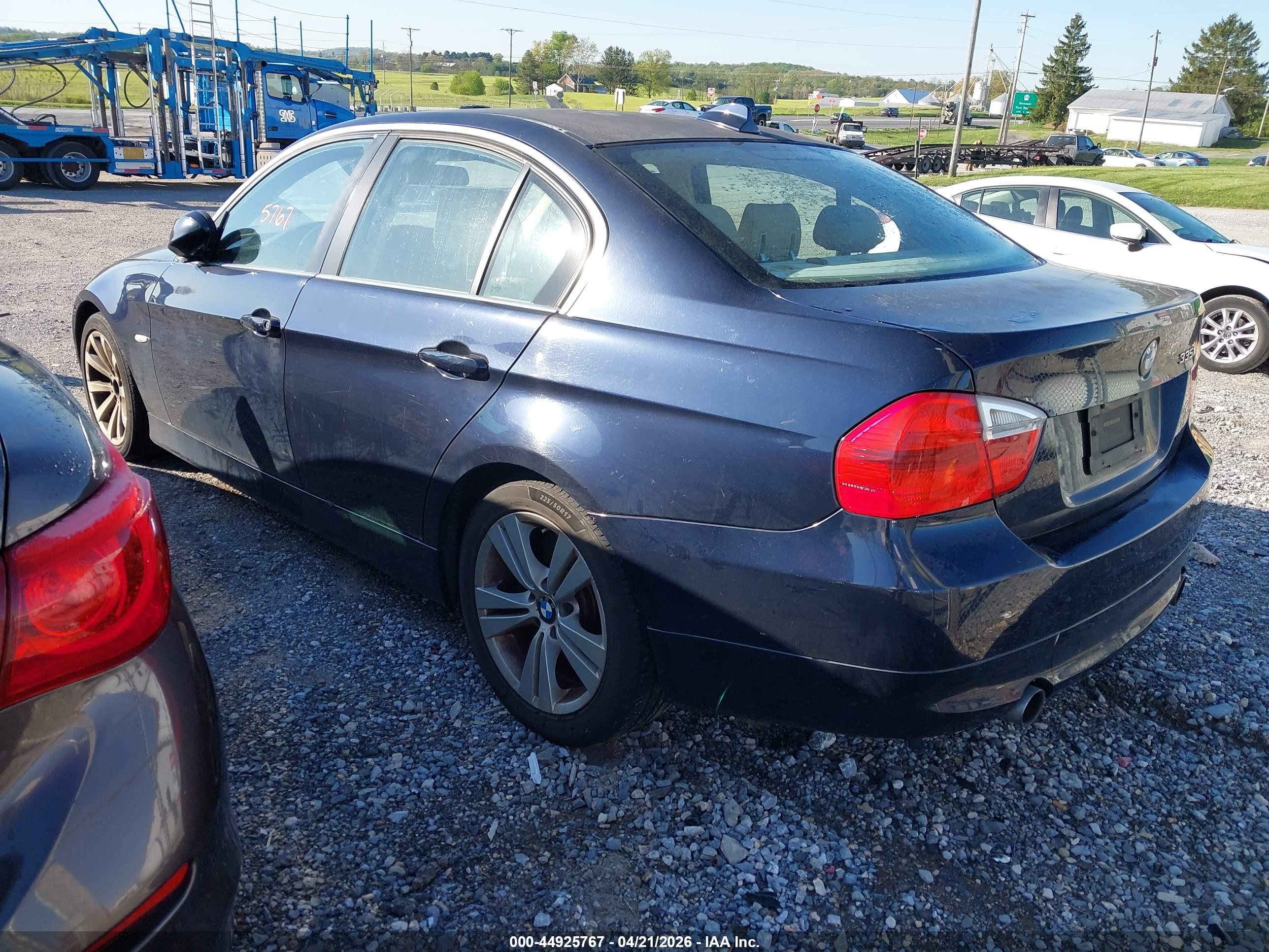 BMW 335I image 3