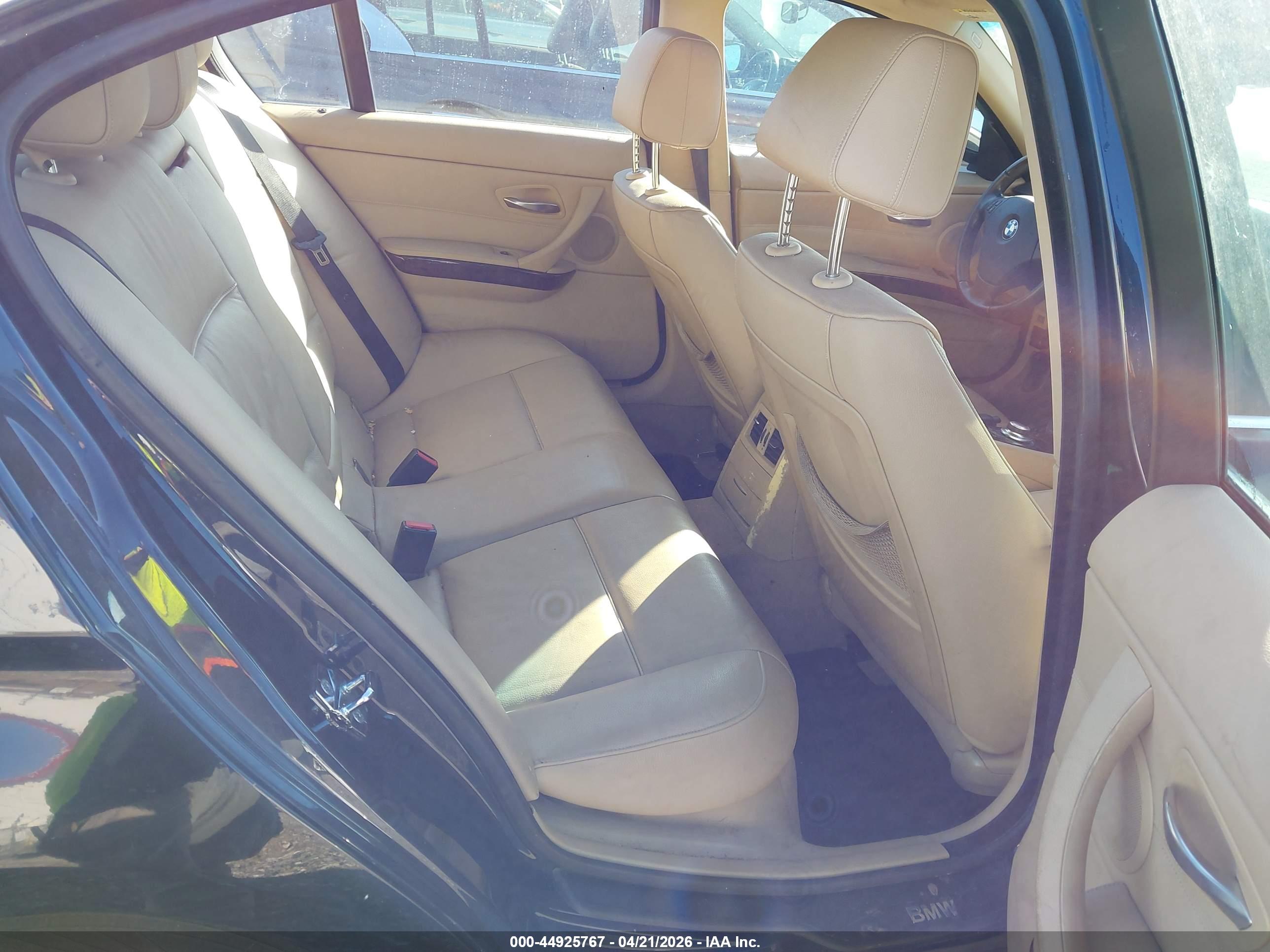 BMW 335I image 8
