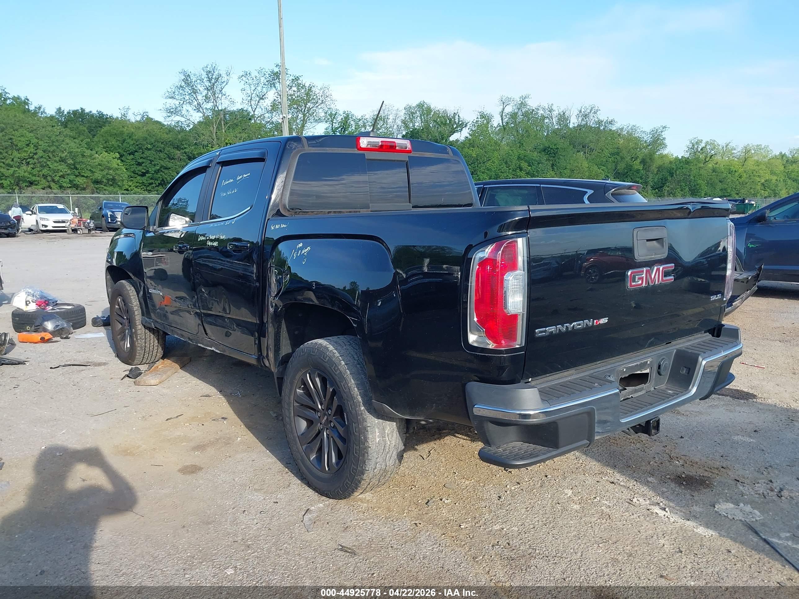 GMC CANYON image 3