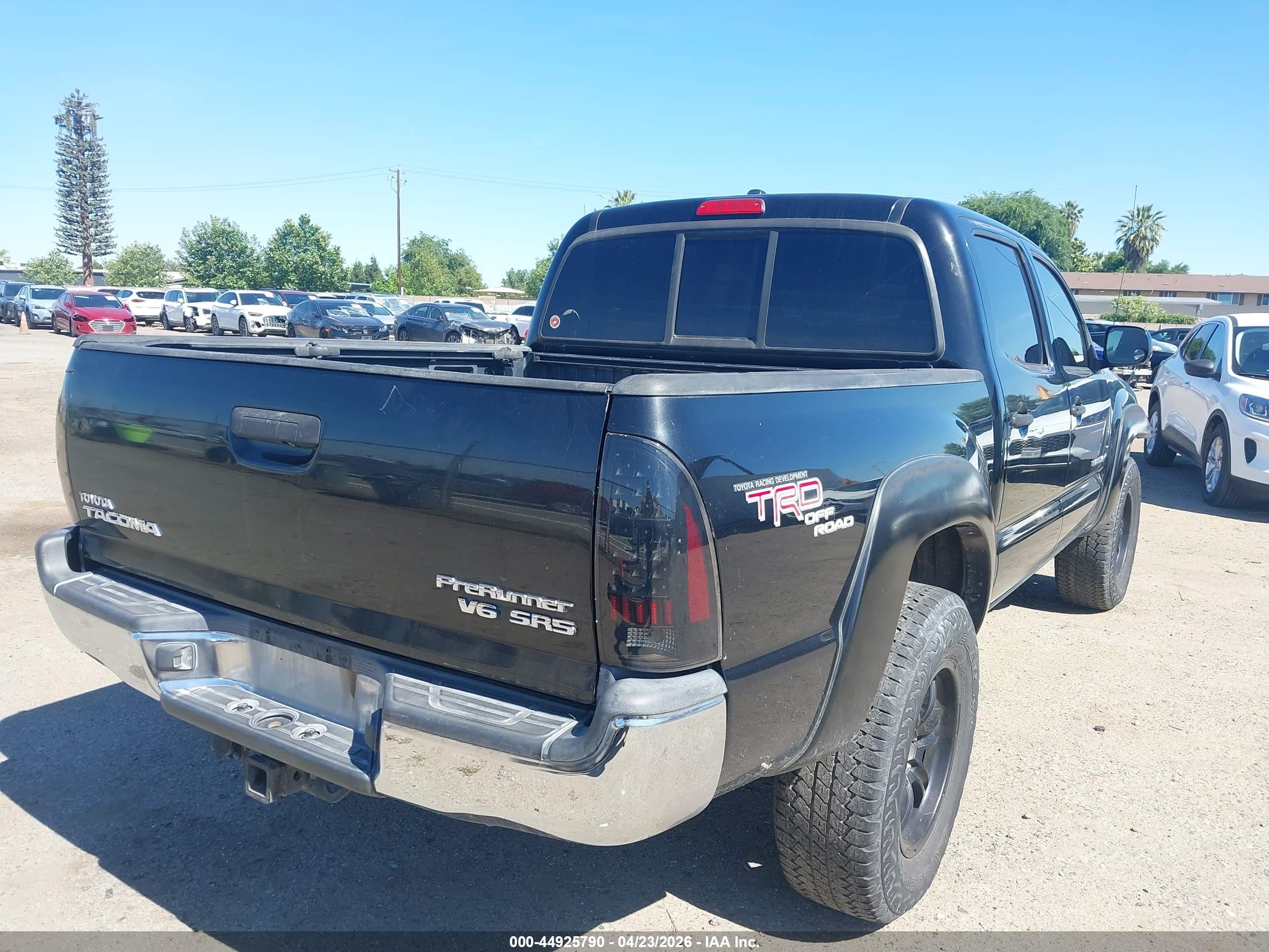 TOYOTA TACOMA image 4