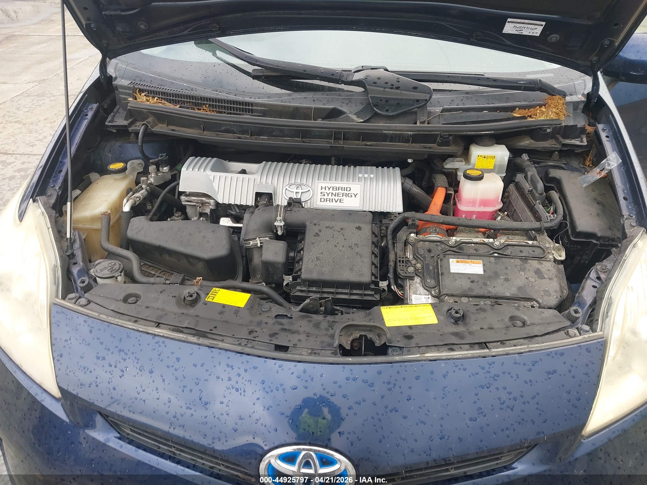 TOYOTA PRIUS image 10