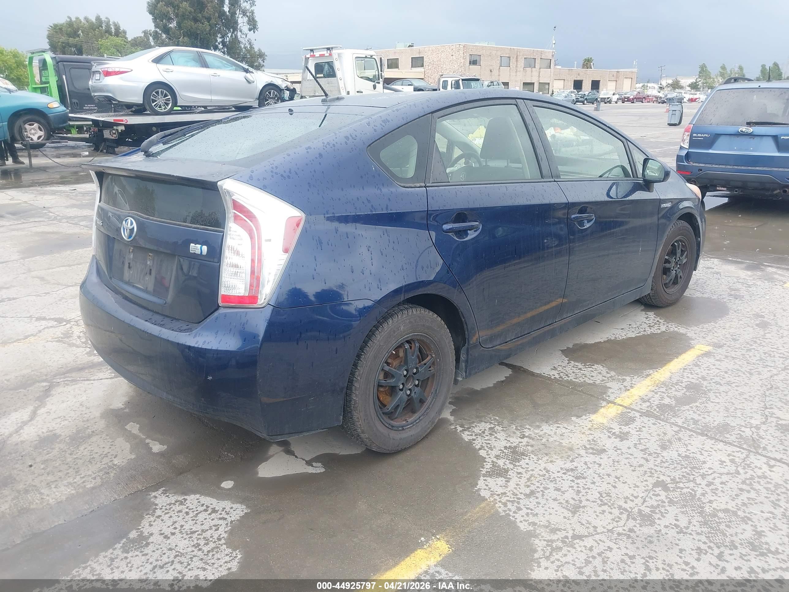 TOYOTA PRIUS image 4