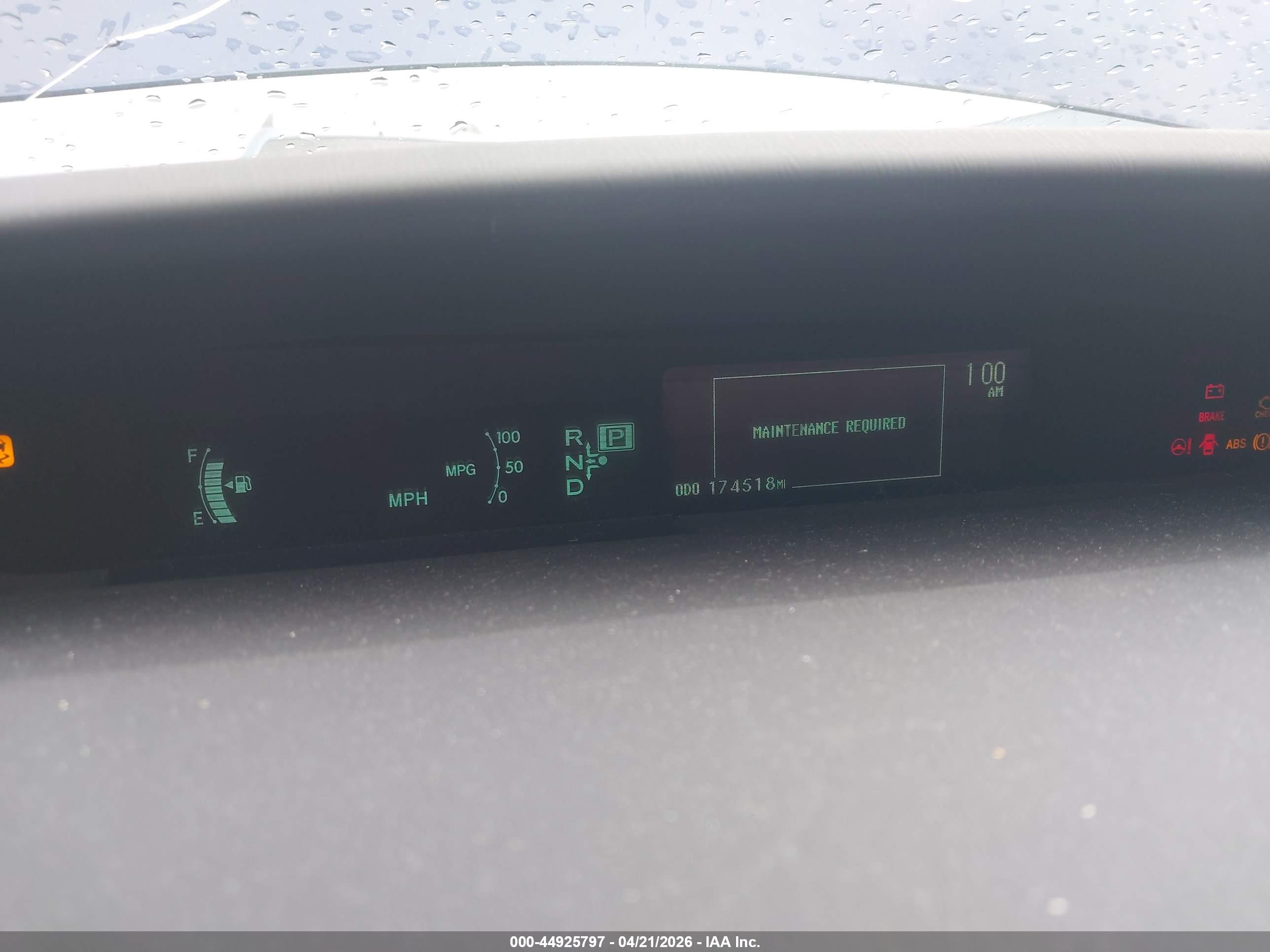 TOYOTA PRIUS image 7