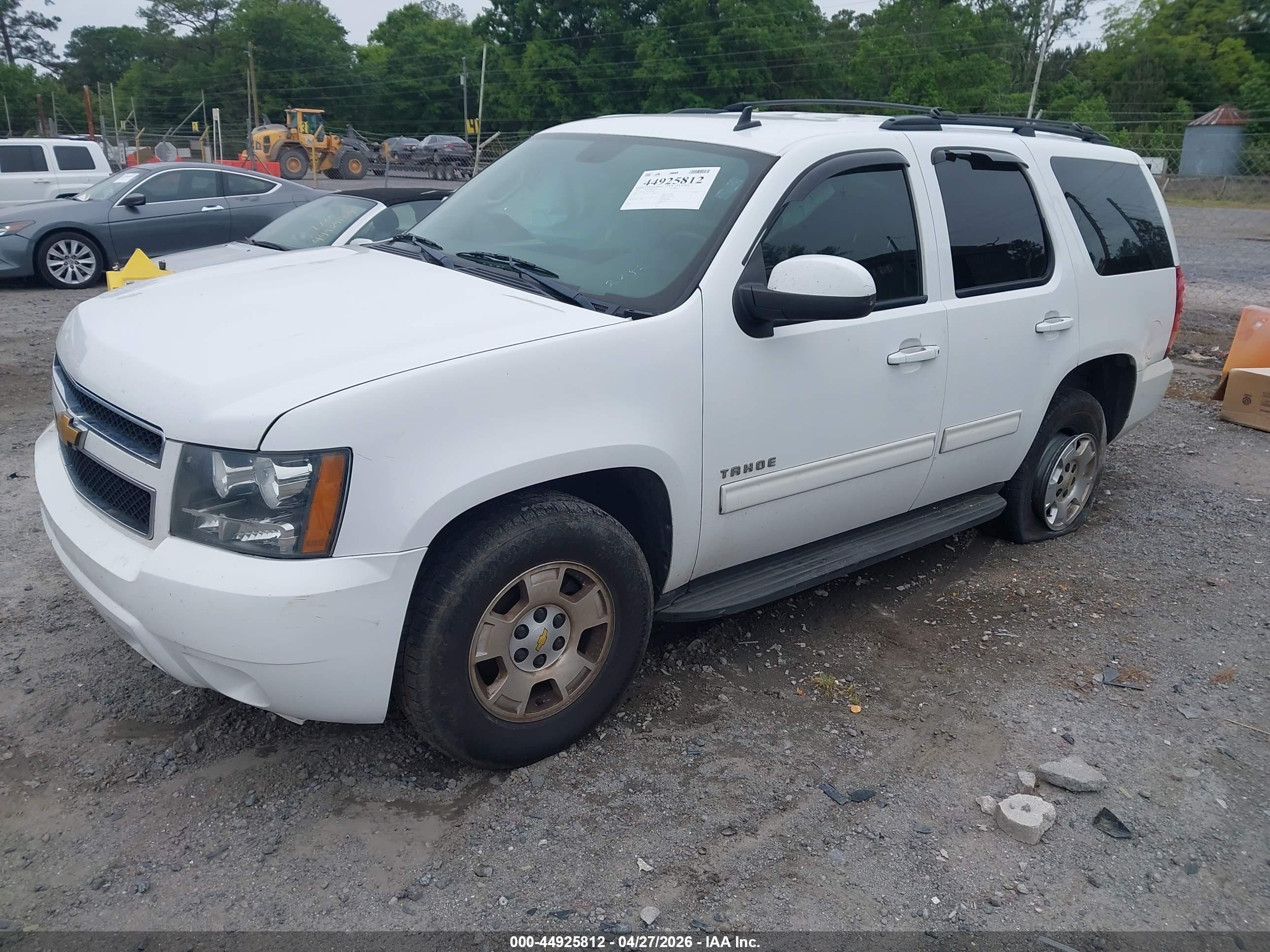 CHEVROLET TAHOE image 2