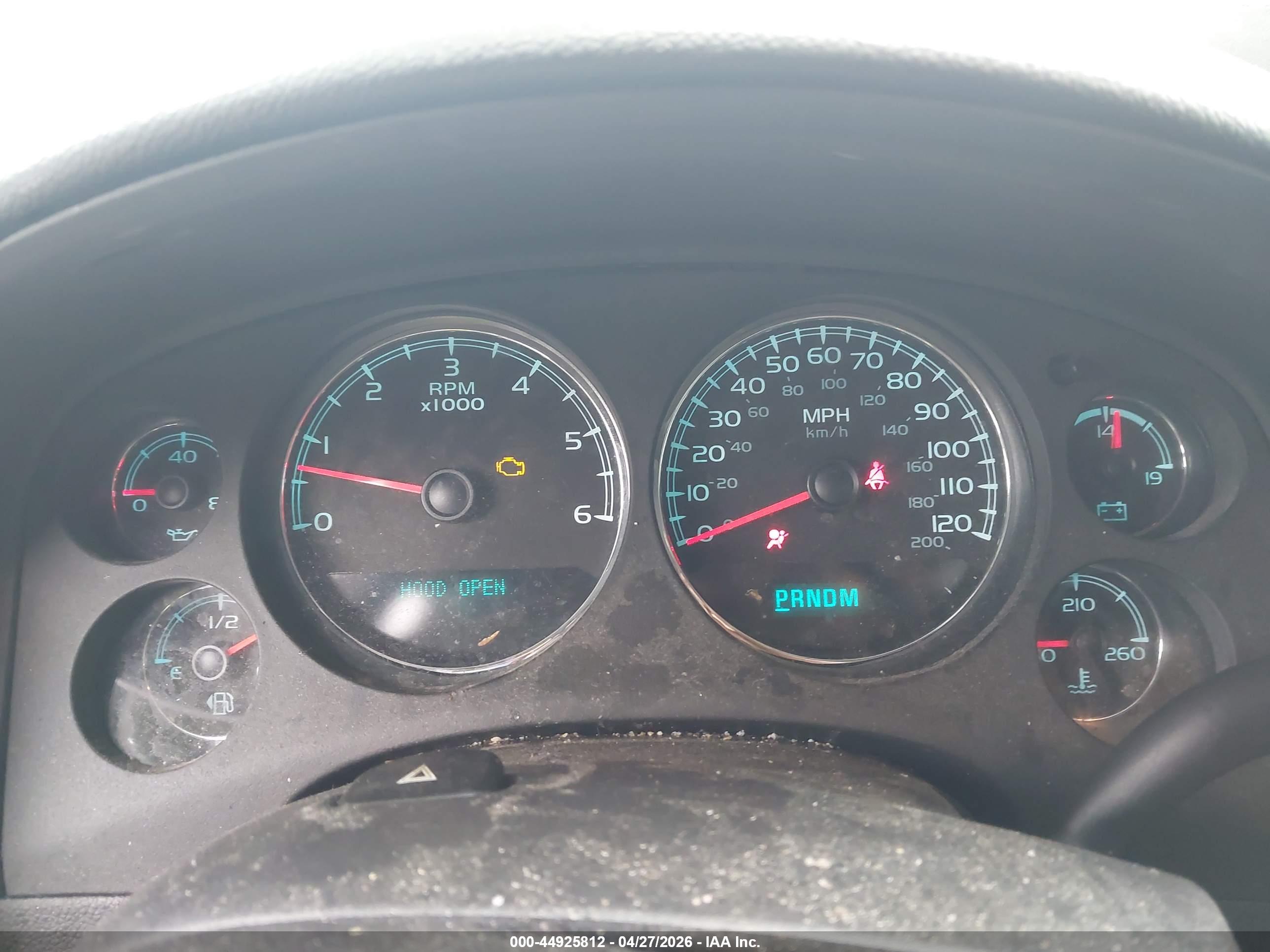 CHEVROLET TAHOE image 7