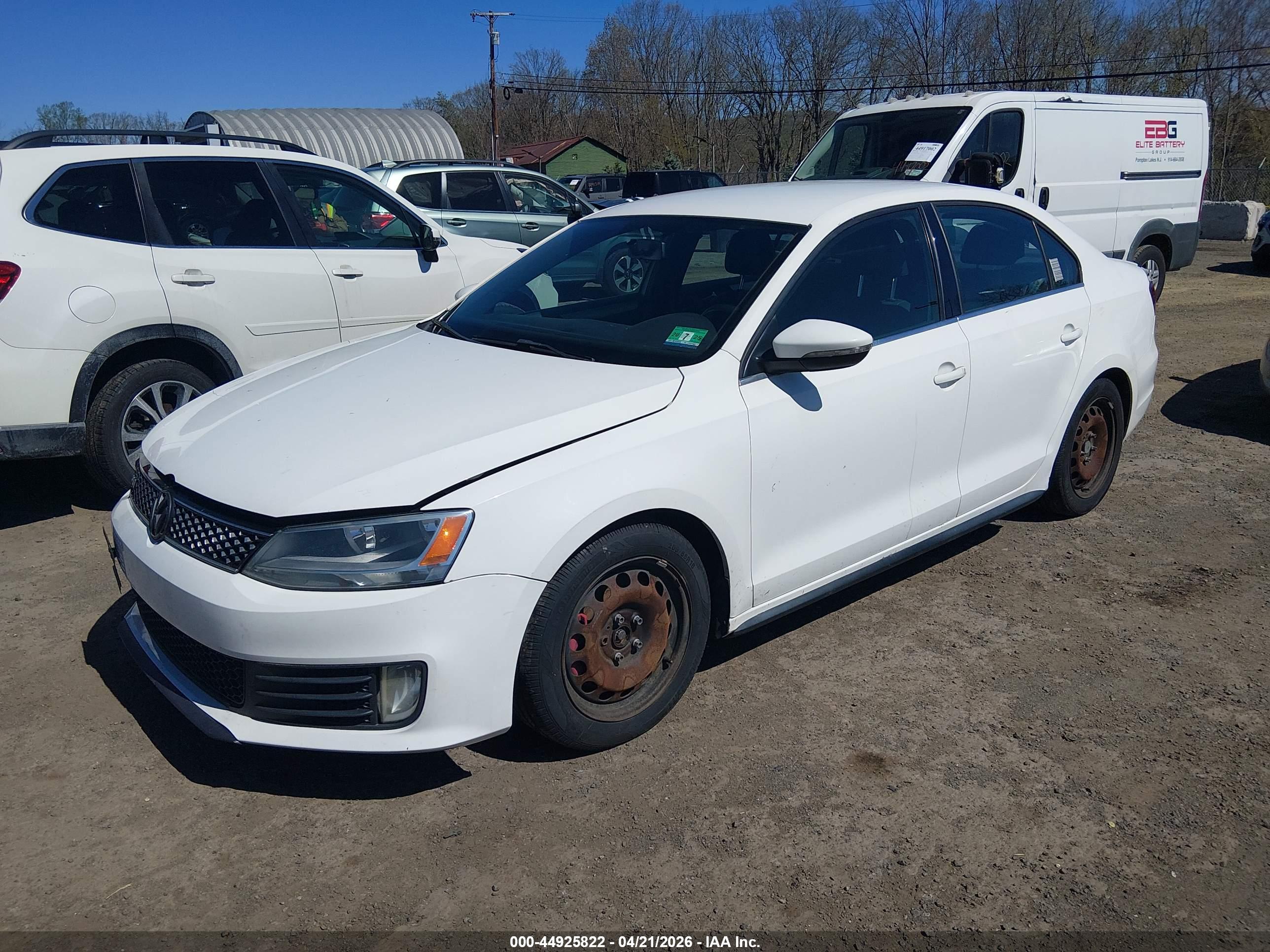 VOLKSWAGEN JETTA image 2