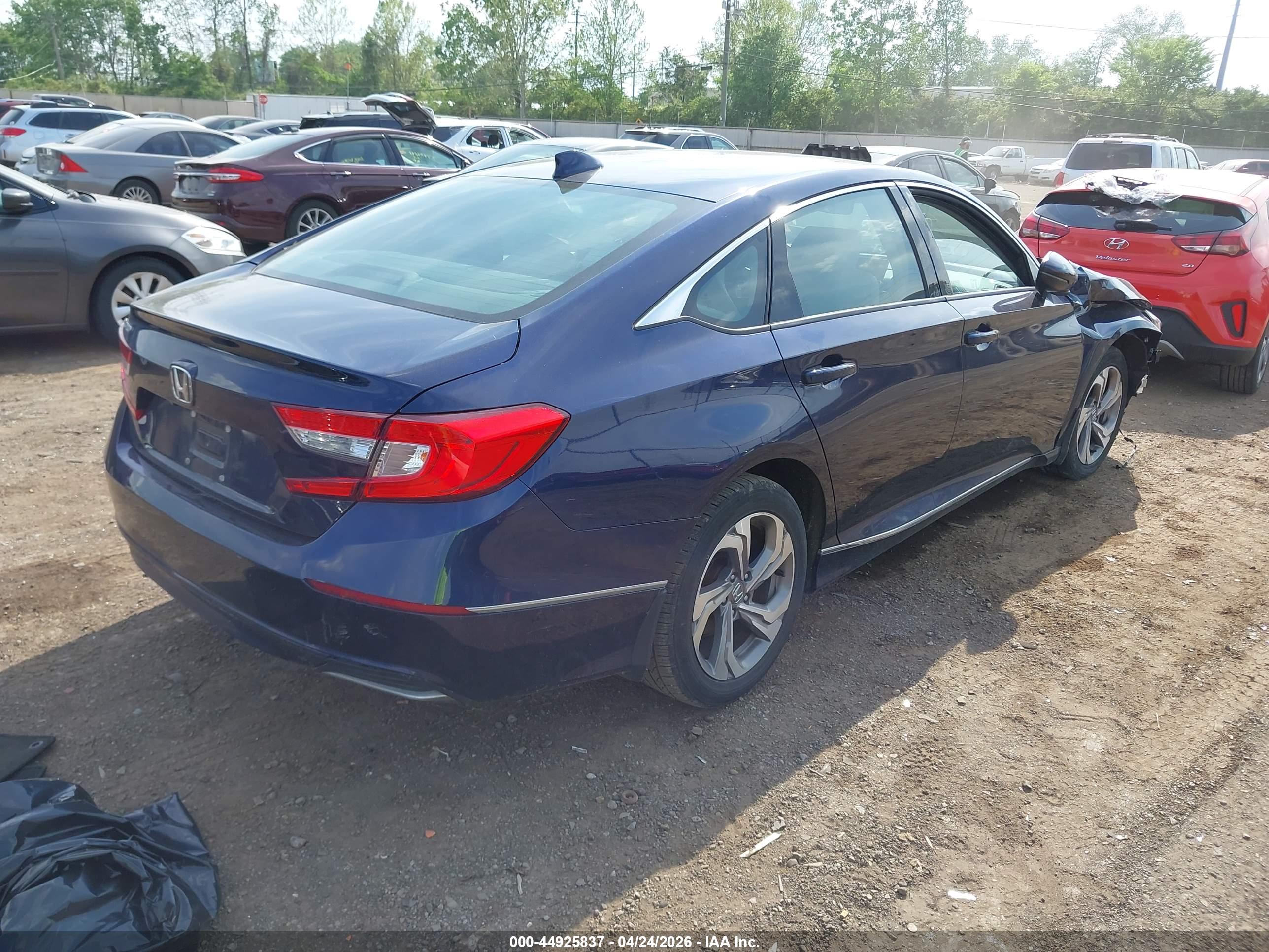 HONDA ACCORD image 4