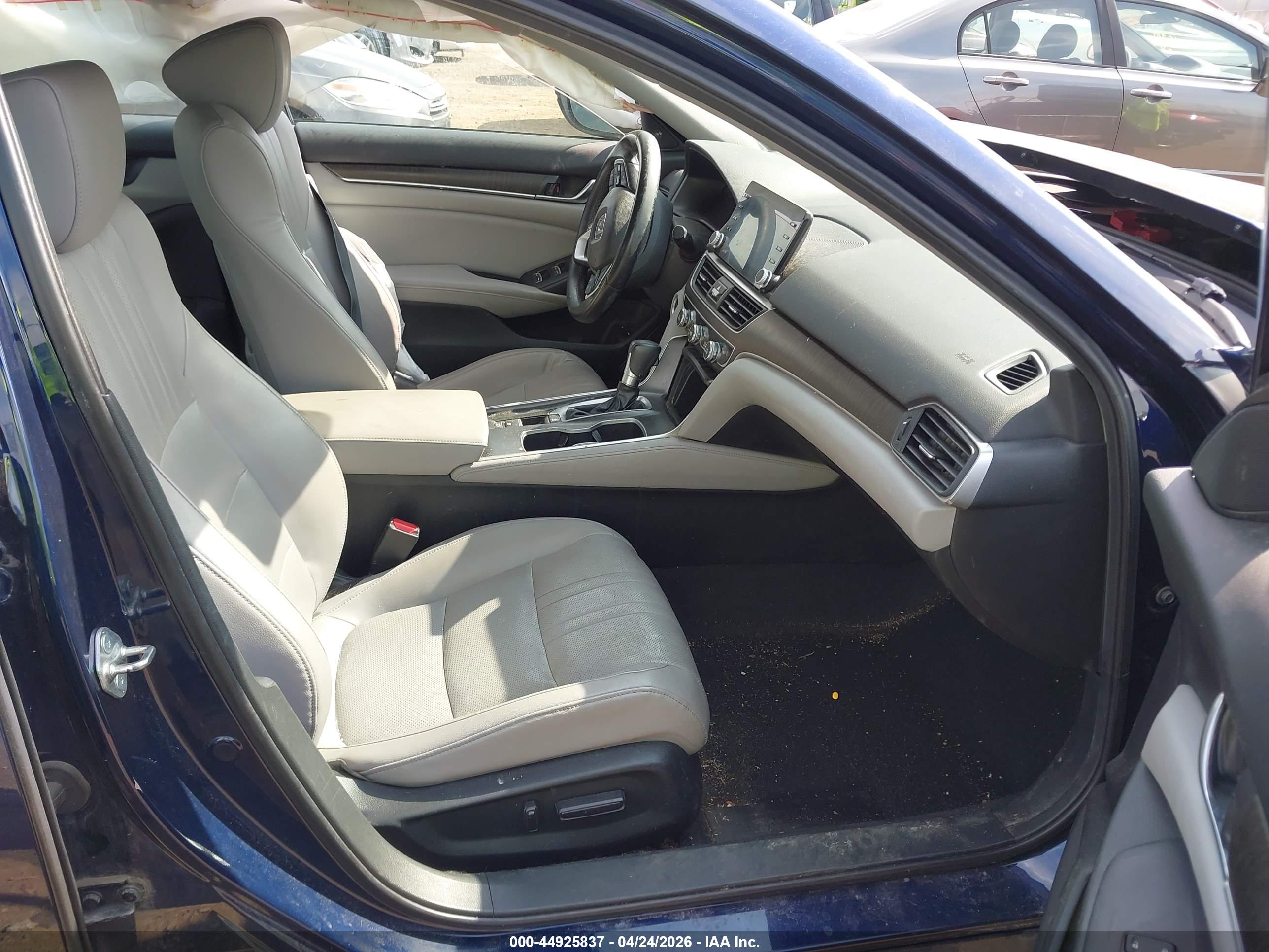 HONDA ACCORD image 5