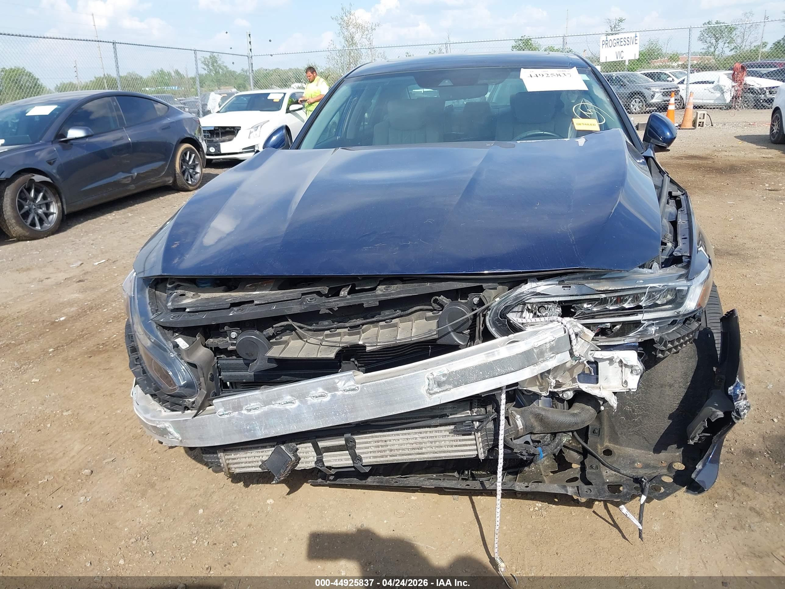 HONDA ACCORD image 6