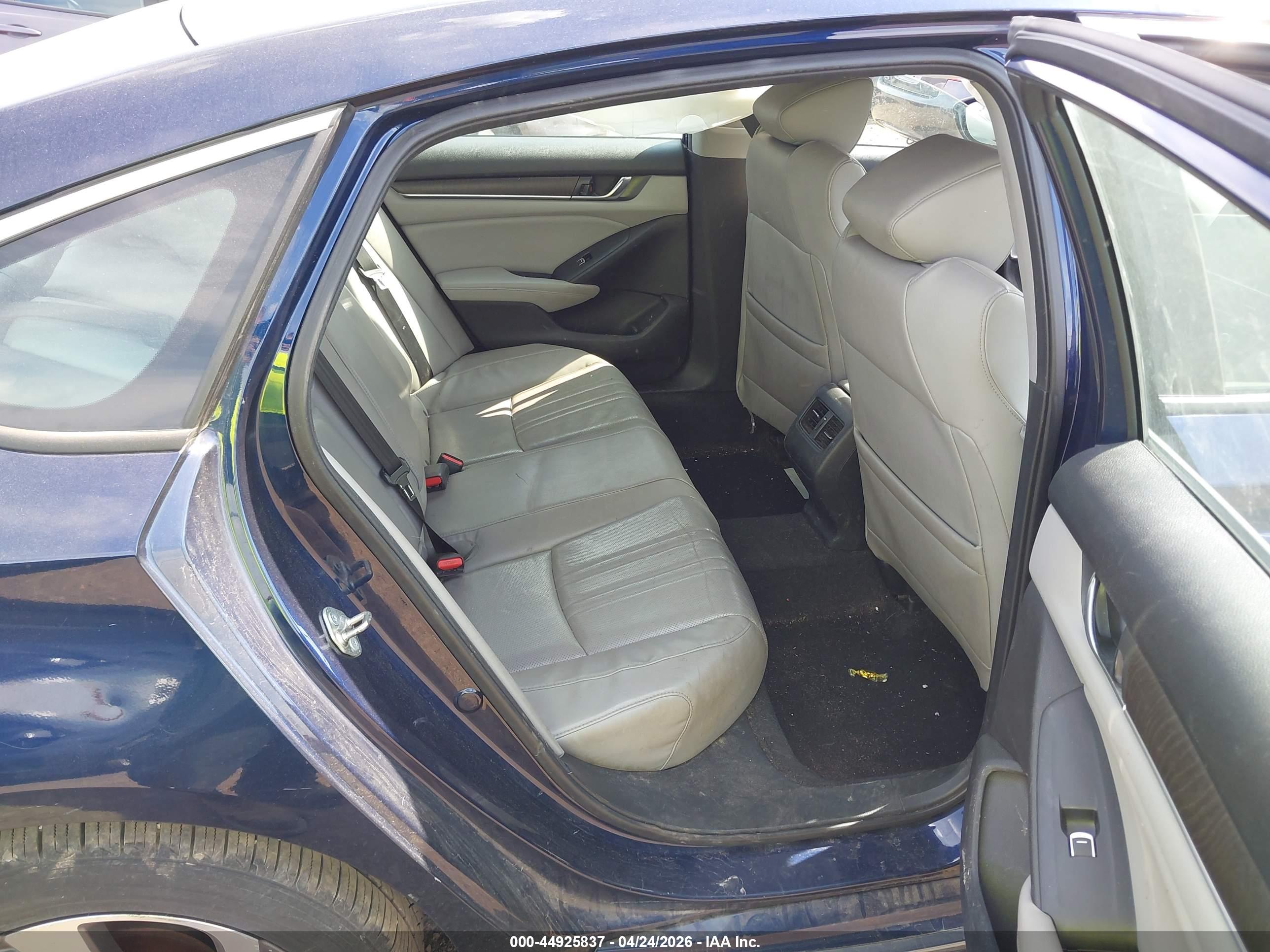 HONDA ACCORD image 8