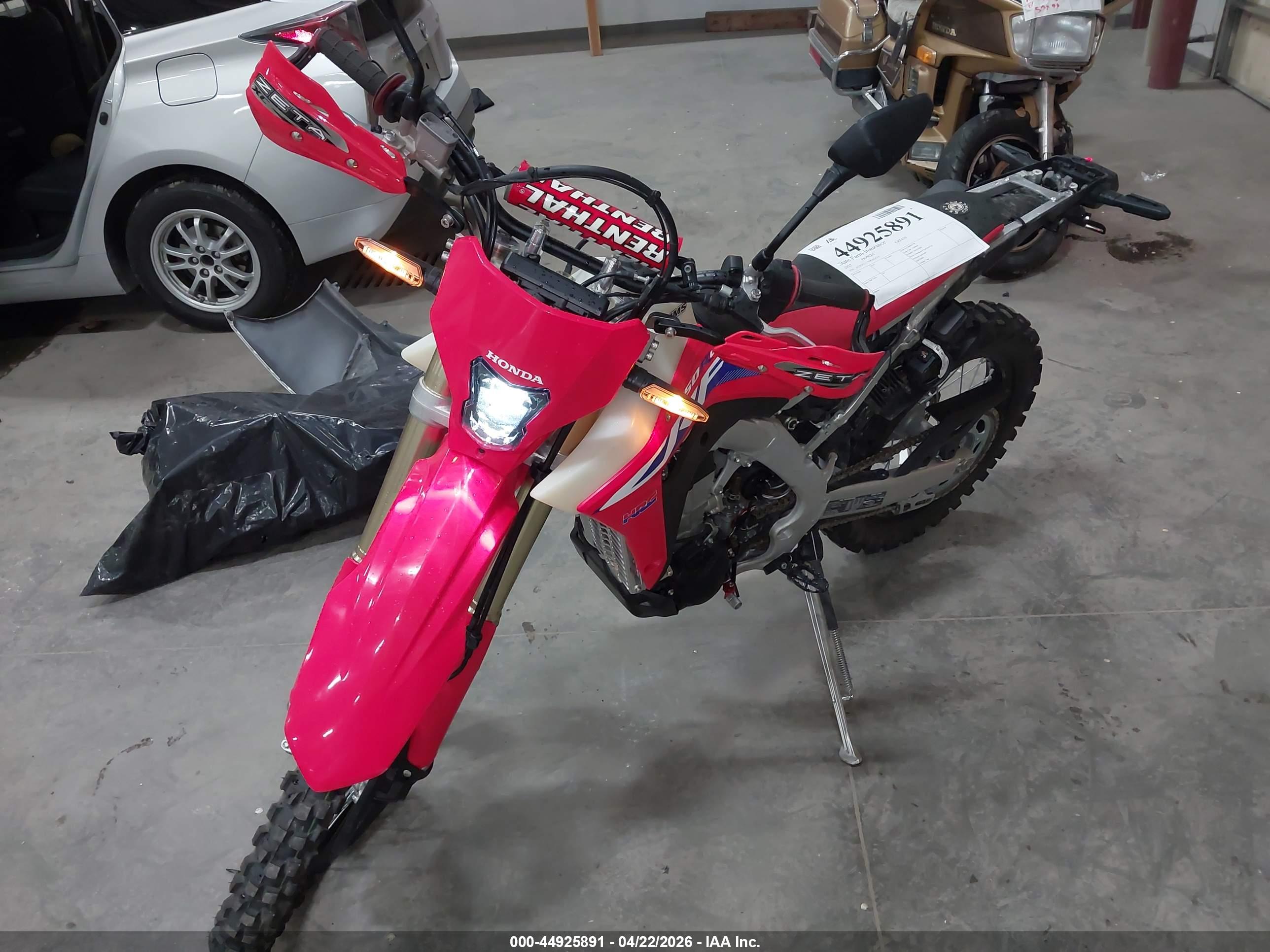 HONDA CRF450 image 2