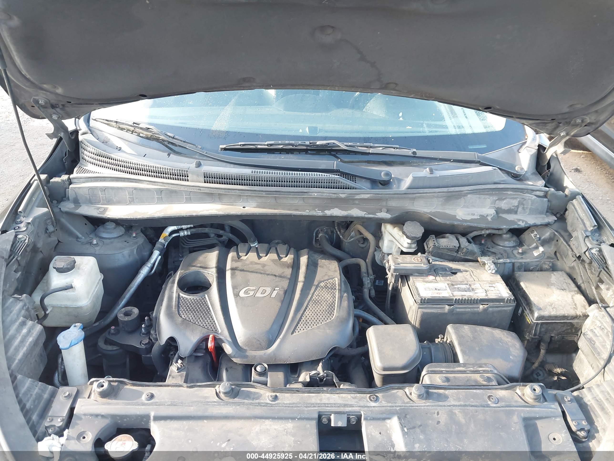 HYUNDAI TUCSON image 10