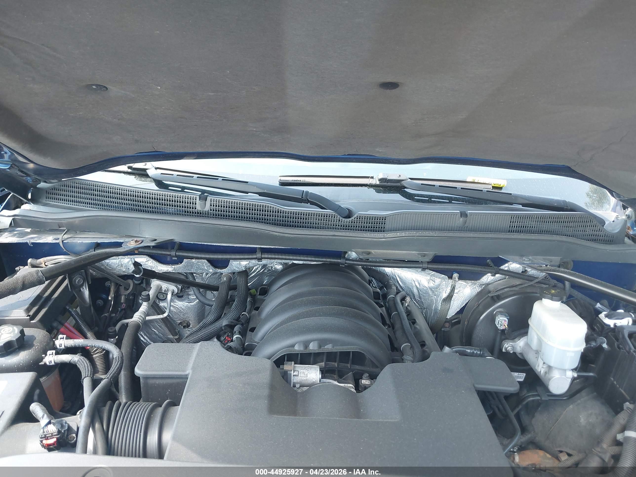 CHEVROLET SILVERADO image 10