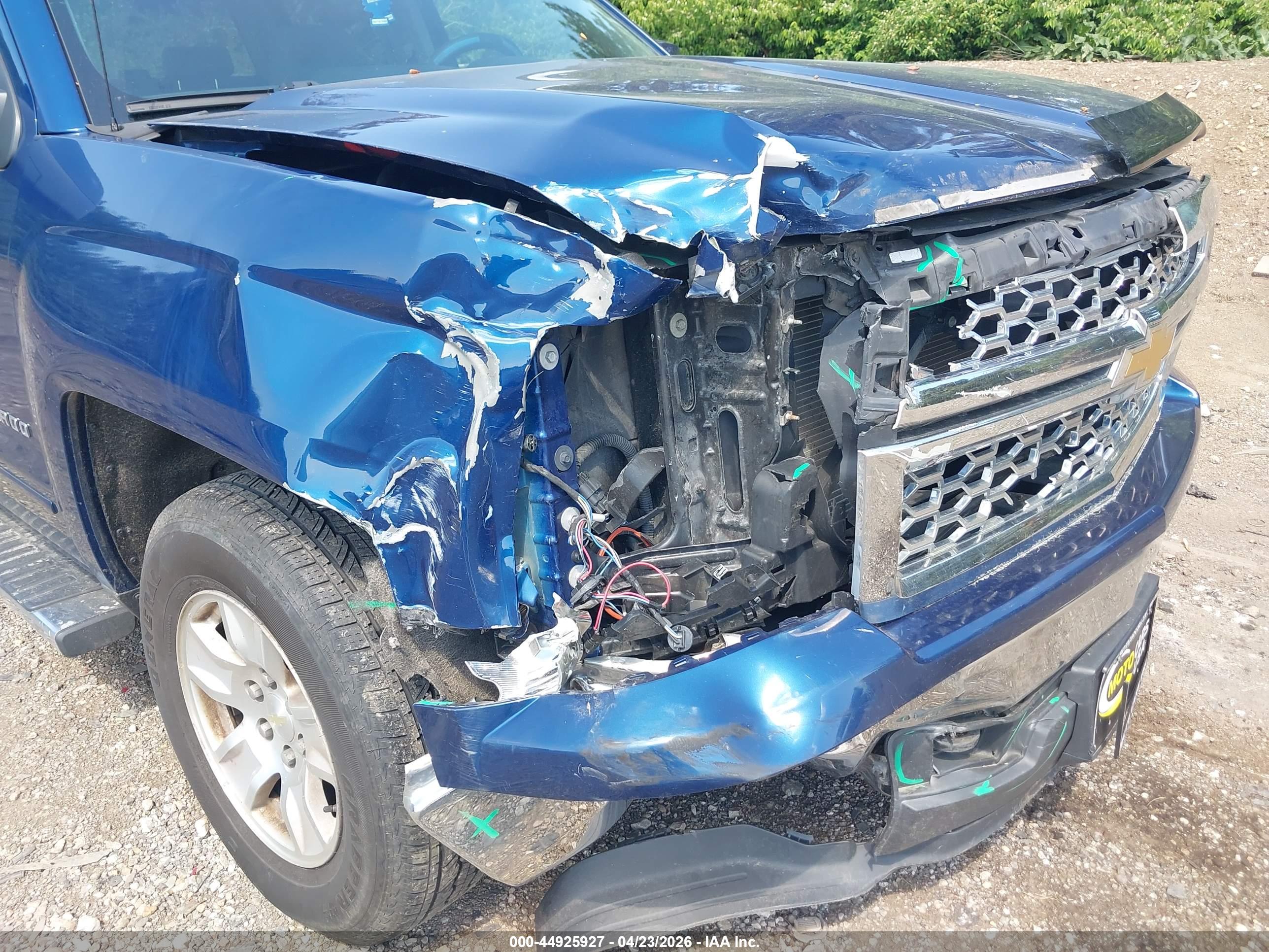 CHEVROLET SILVERADO image 6