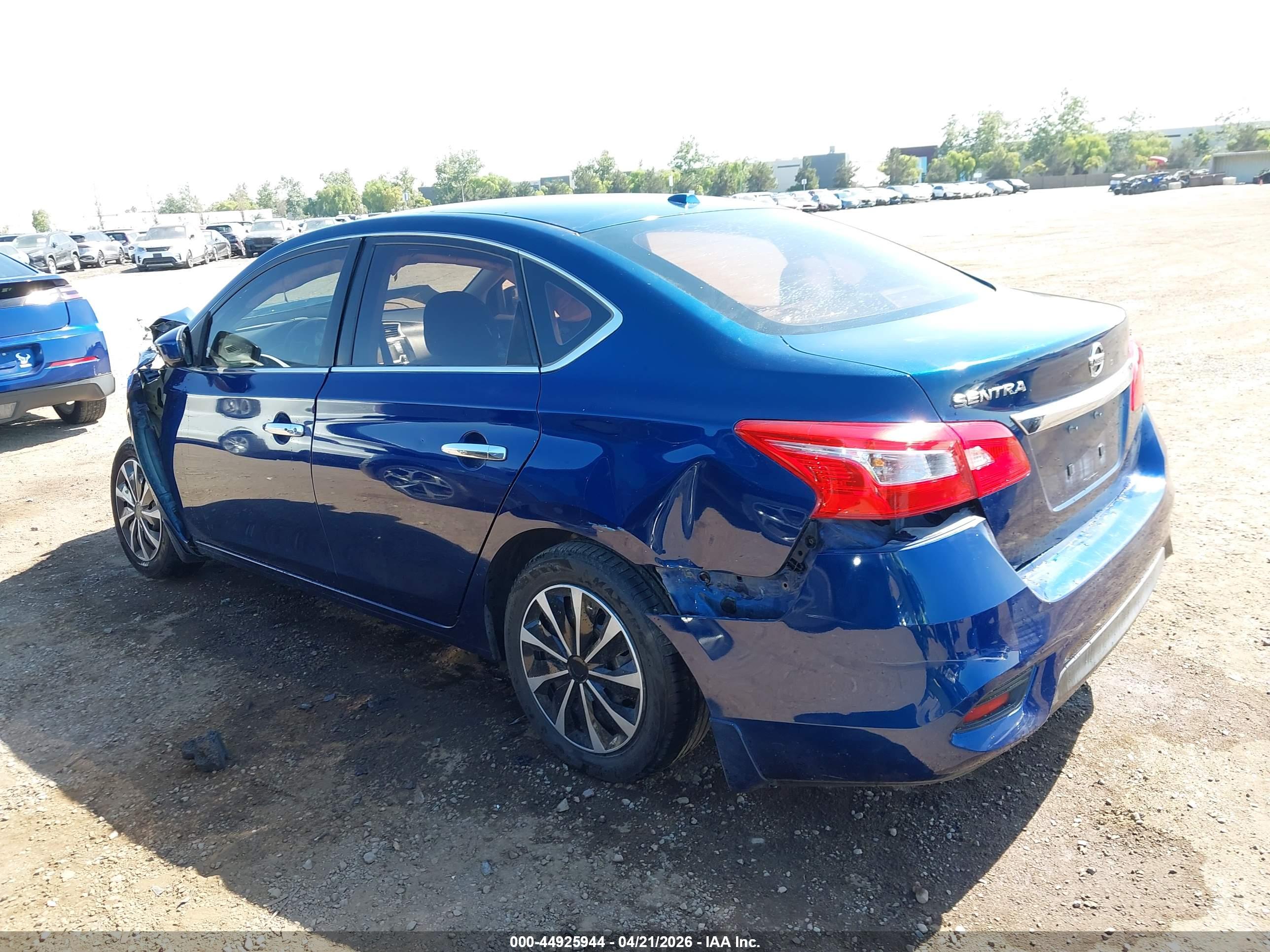 NISSAN SENTRA image 3