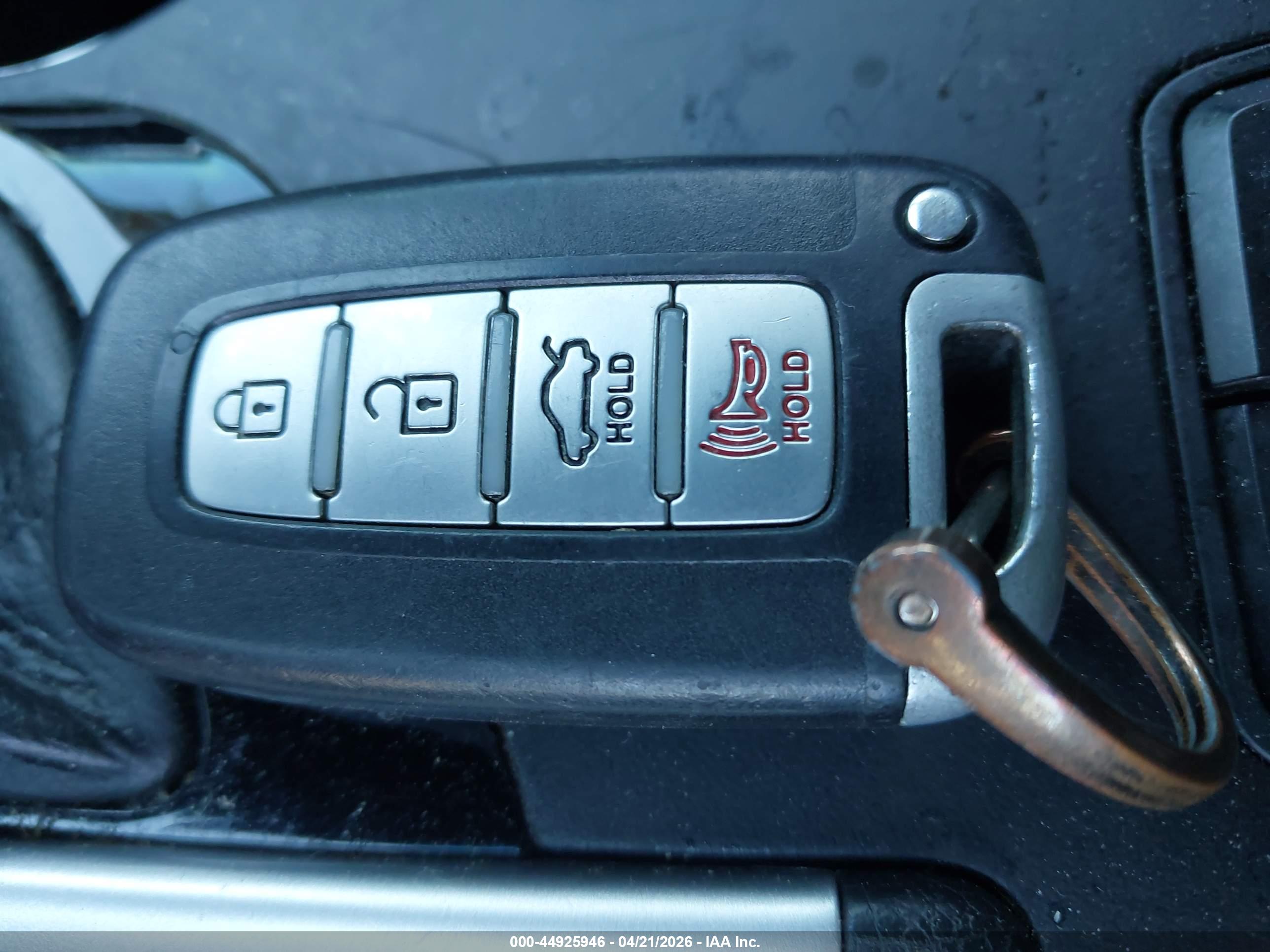 HYUNDAI SONATA image 11