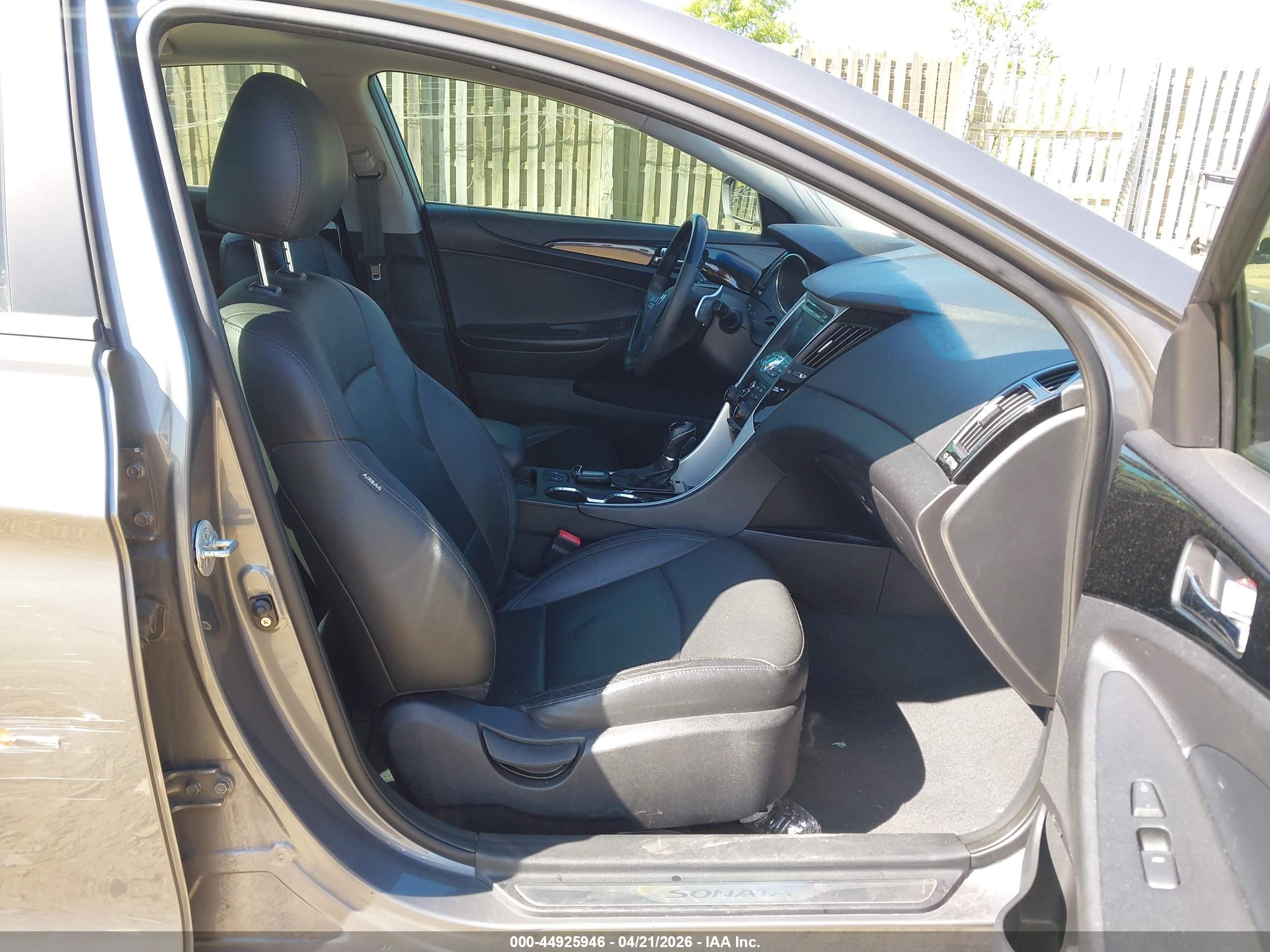 HYUNDAI SONATA image 5