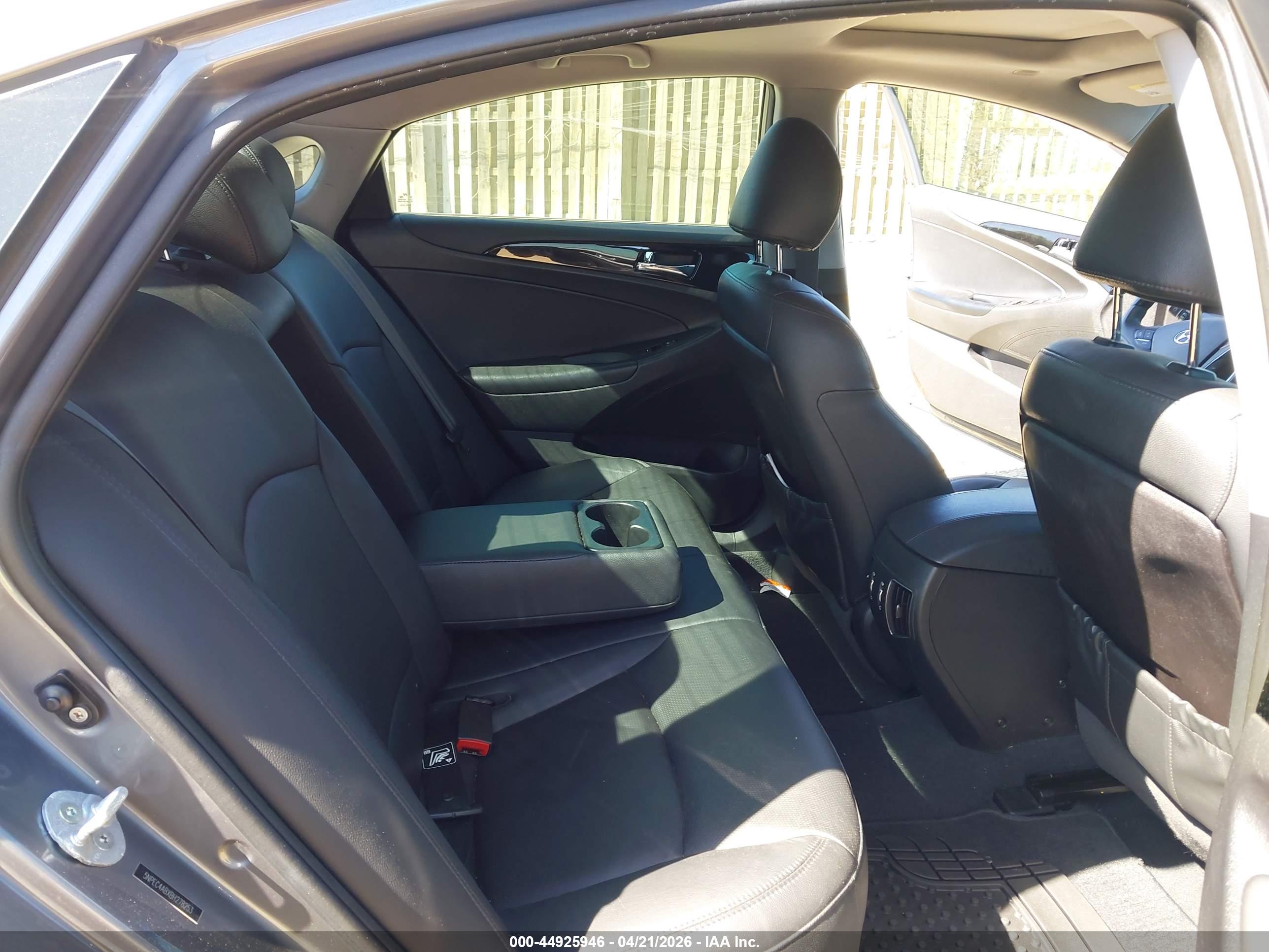 HYUNDAI SONATA image 8