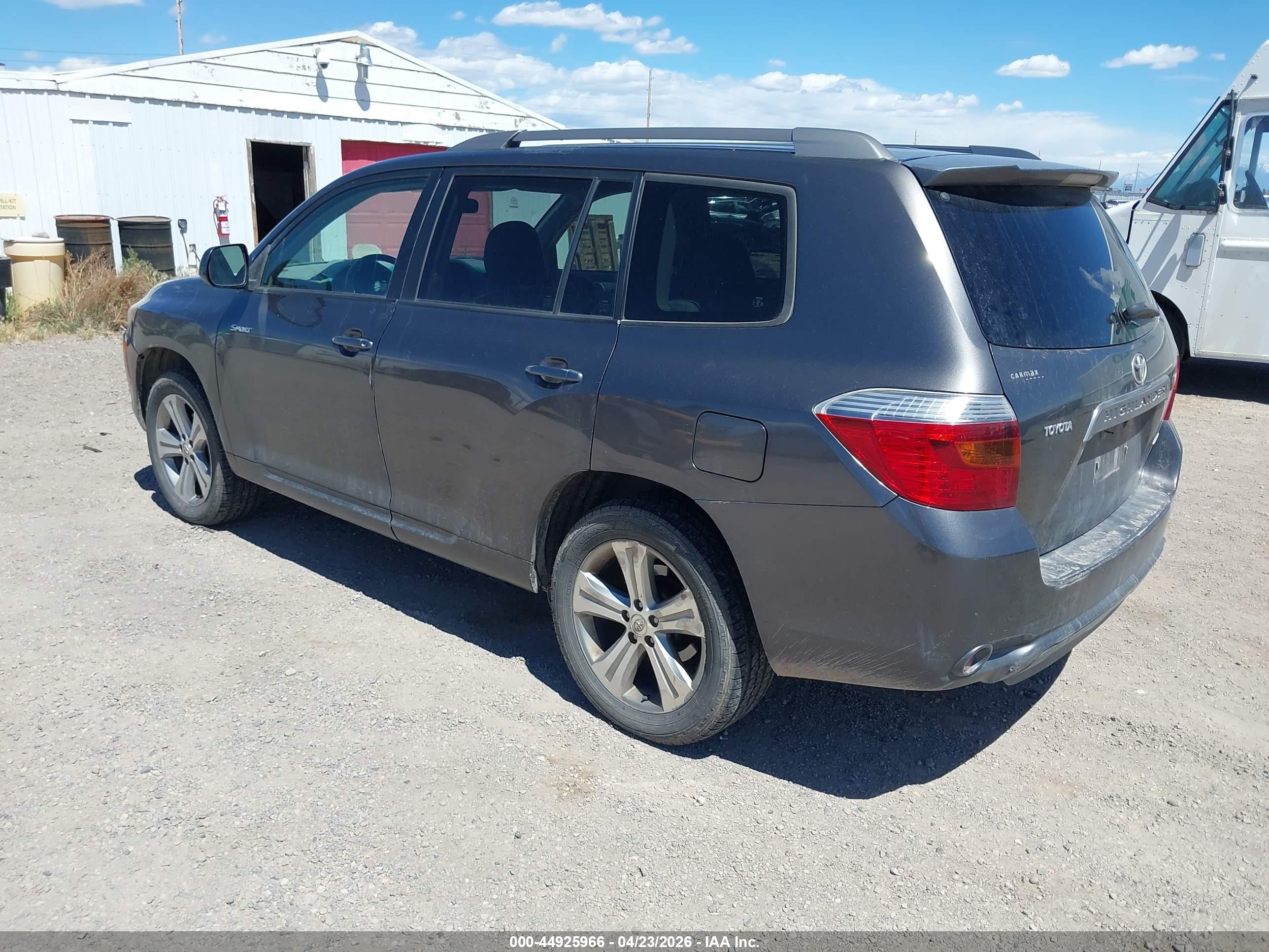 TOYOTA HIGHLANDER image 3