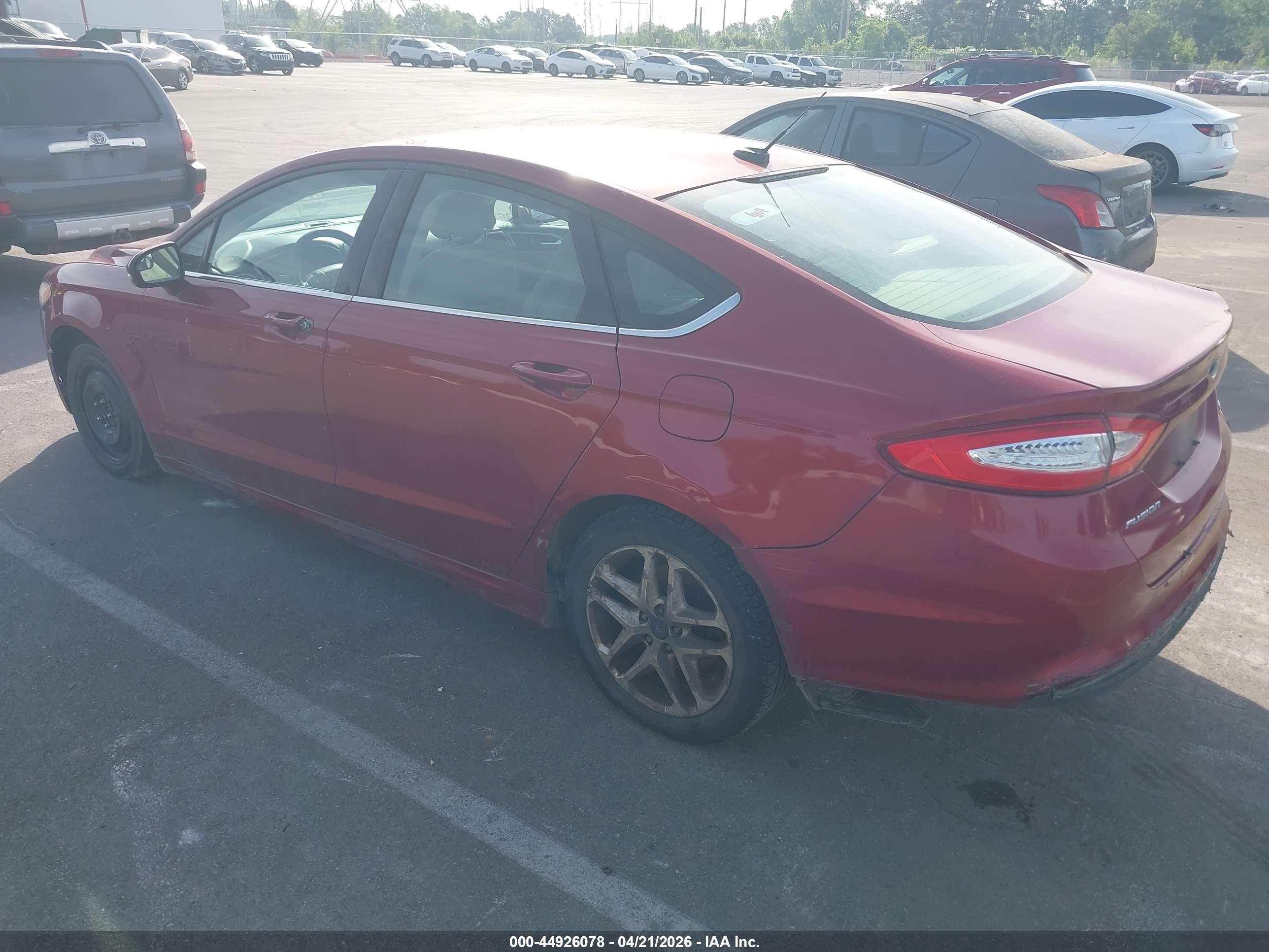 FORD FUSION image 3