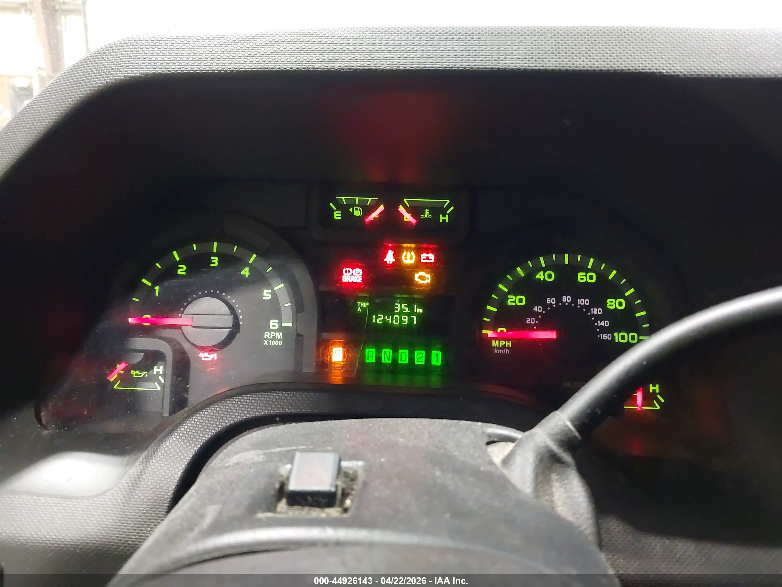 FORD E-250 image 7