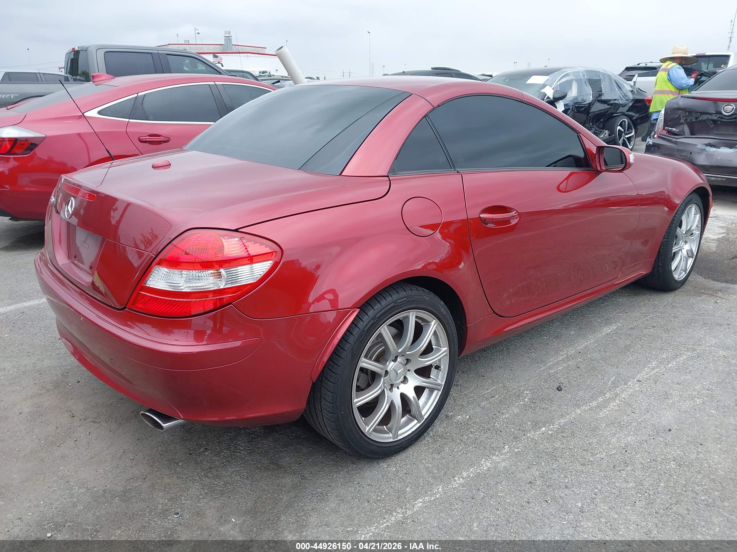 MERCEDES-BENZ SLK image 4