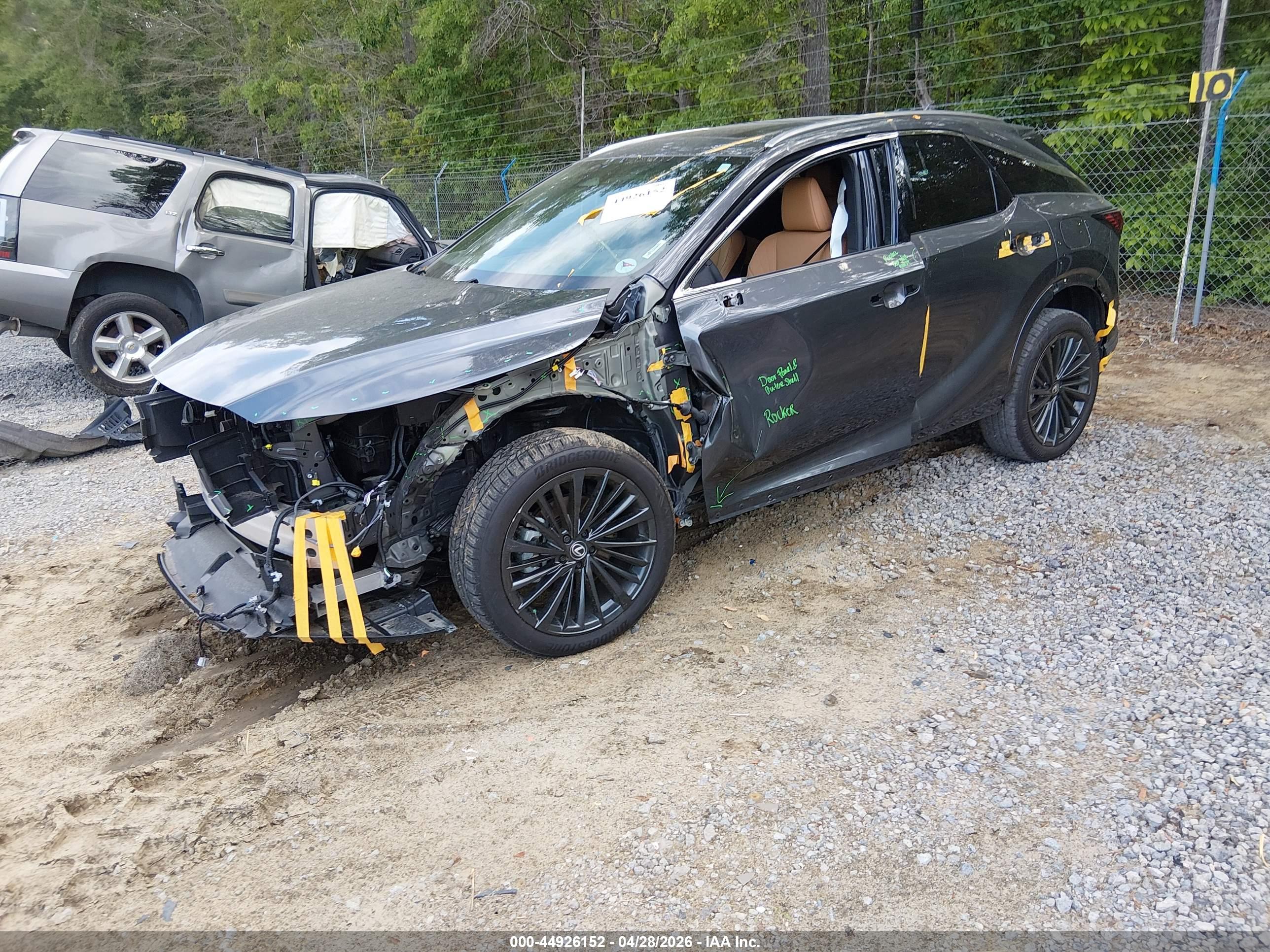 LEXUS RX image 2