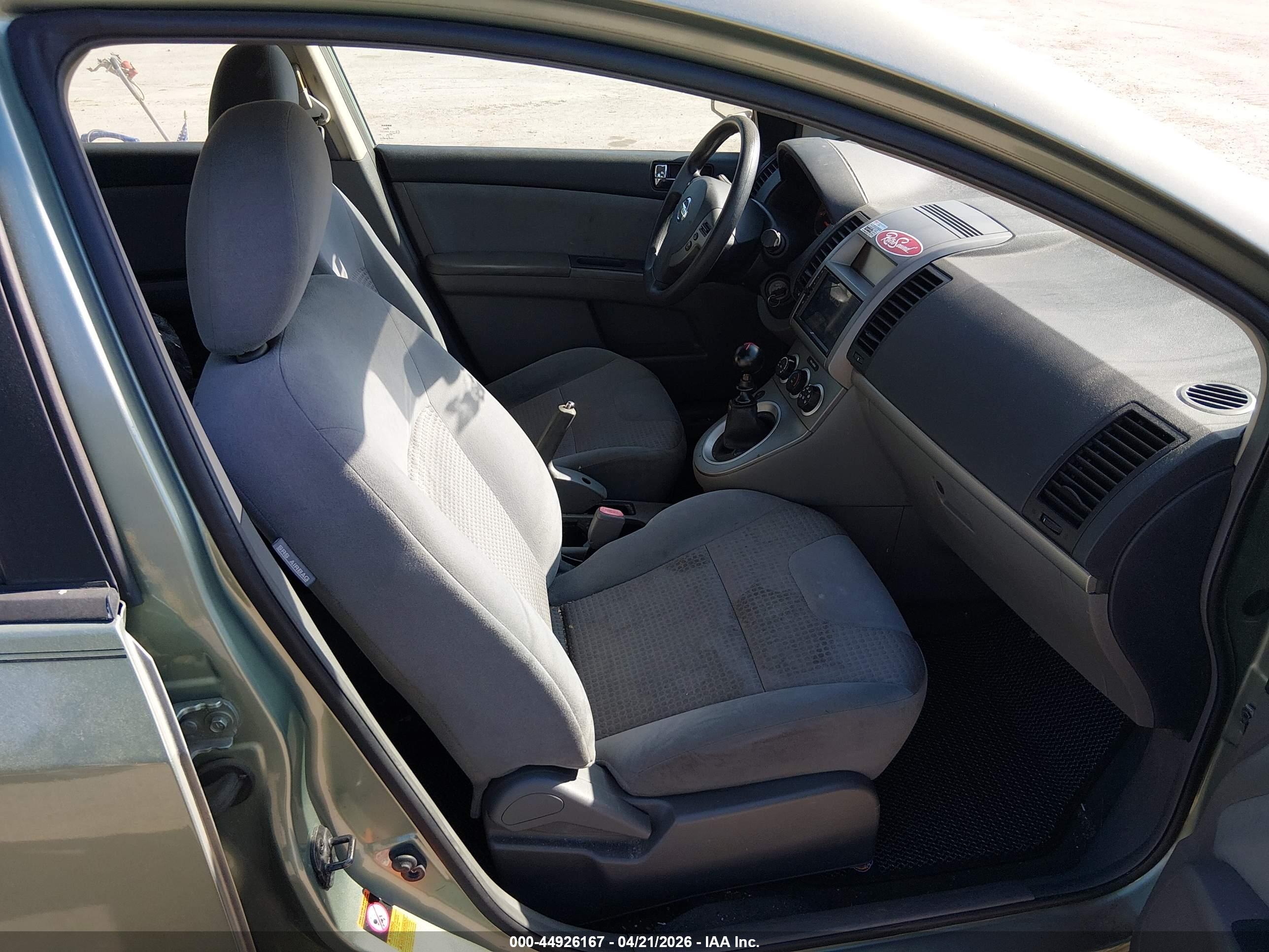 NISSAN SENTRA image 5