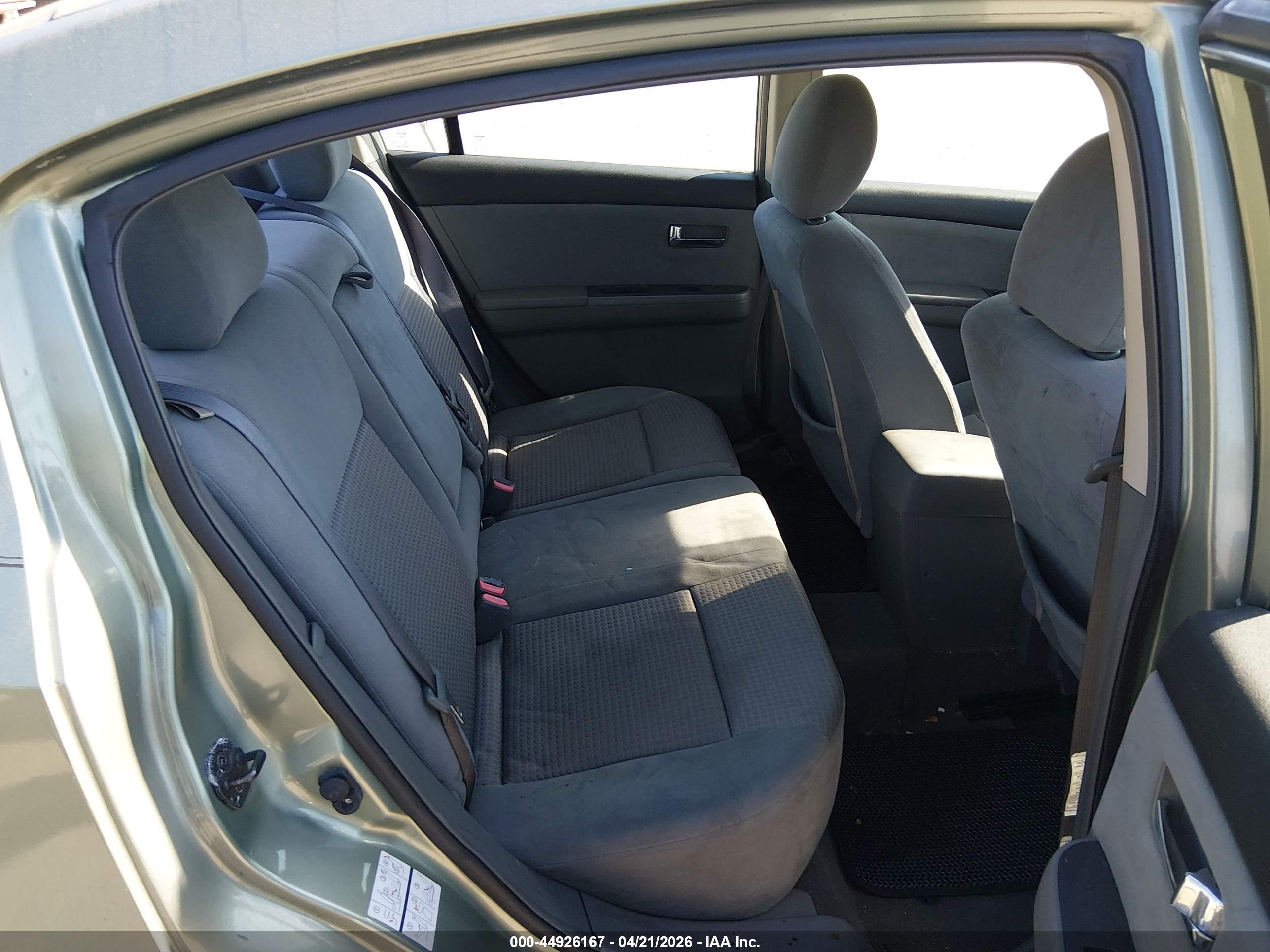 NISSAN SENTRA image 8