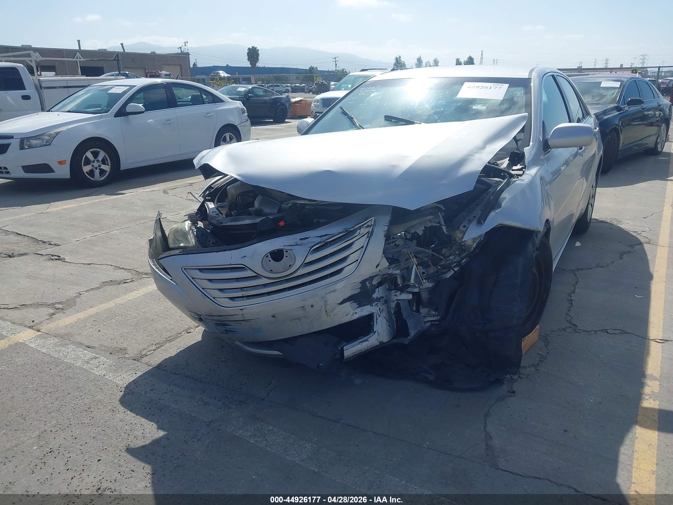 TOYOTA CAMRY image 6