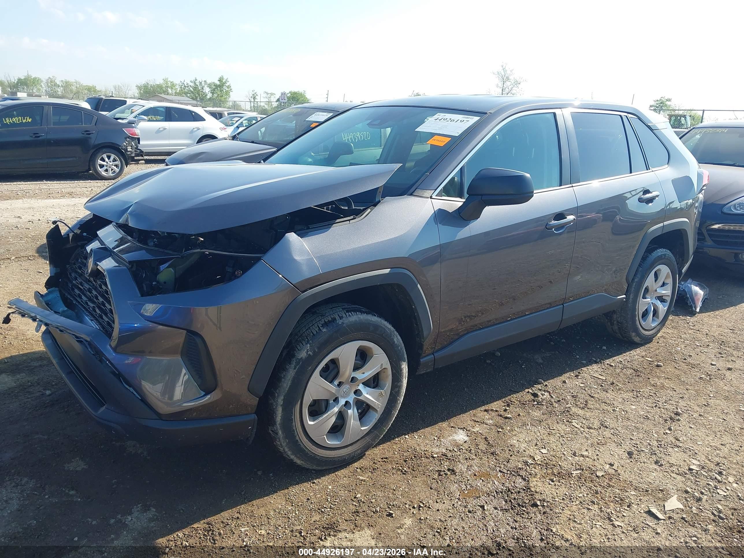 TOYOTA RAV4 image 2