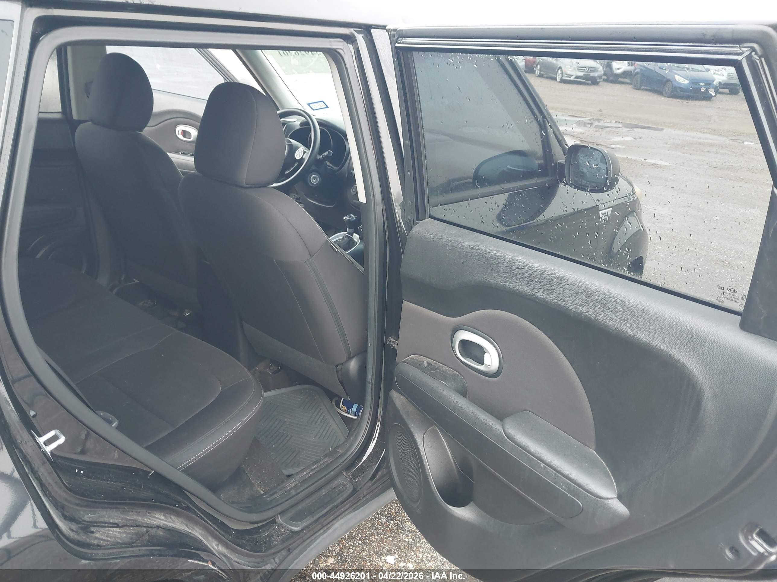 KIA SOUL image 8