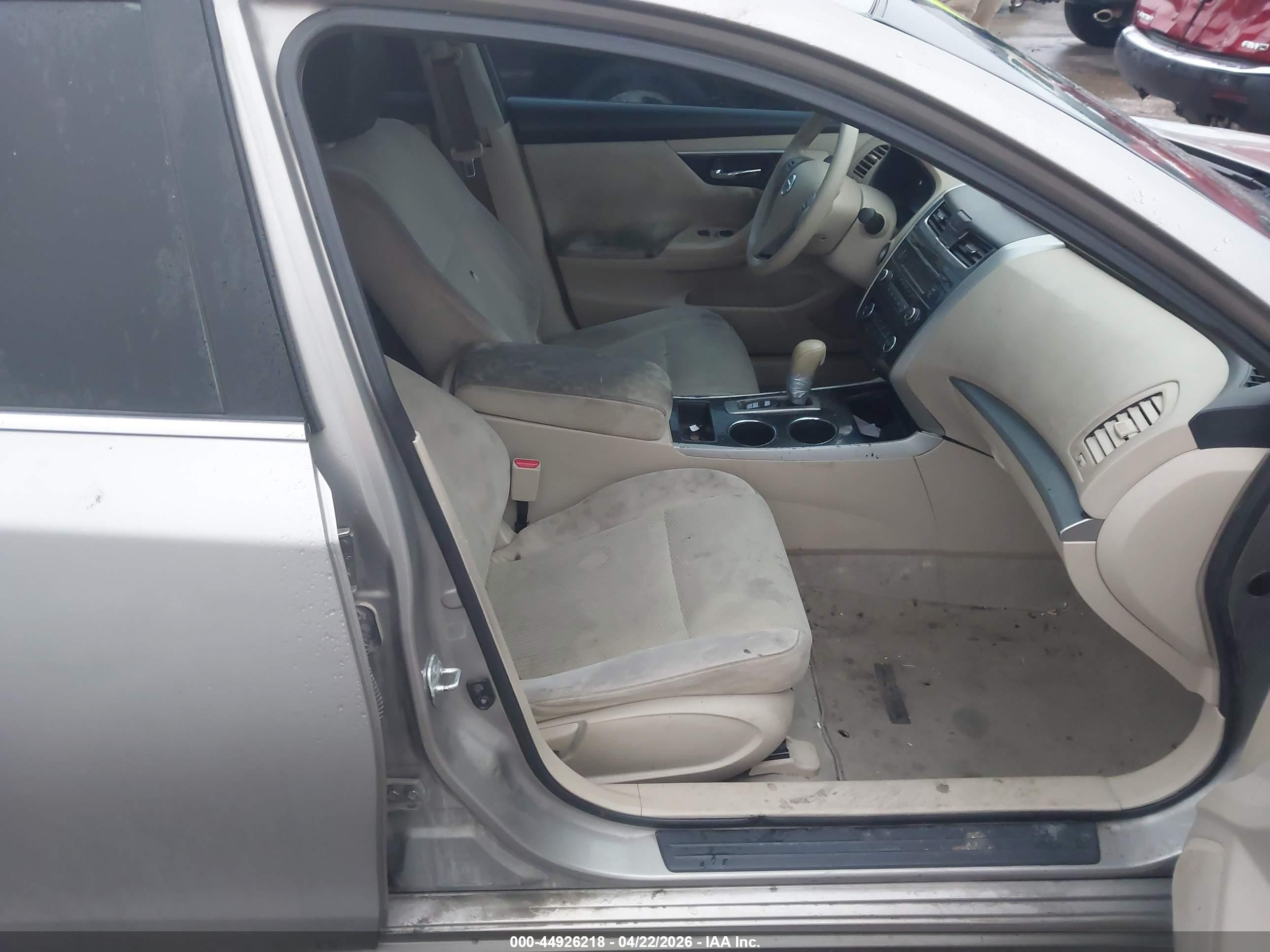 NISSAN ALTIMA image 5