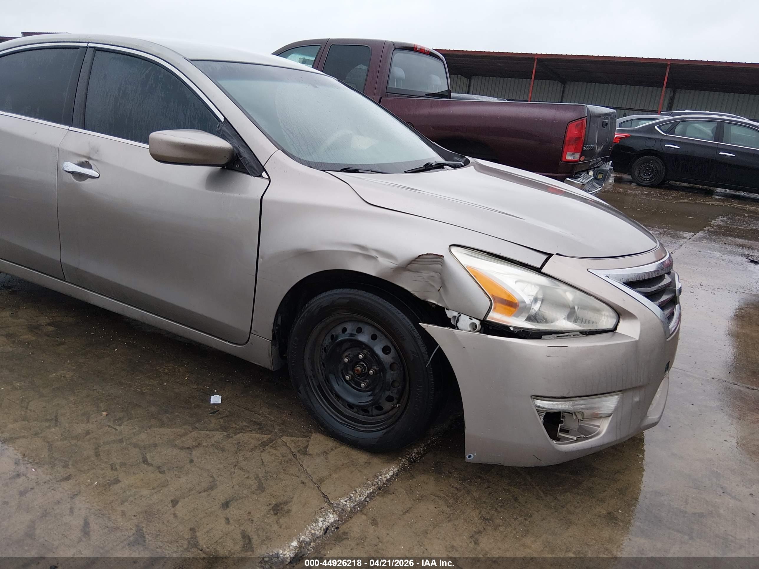 NISSAN ALTIMA image 6