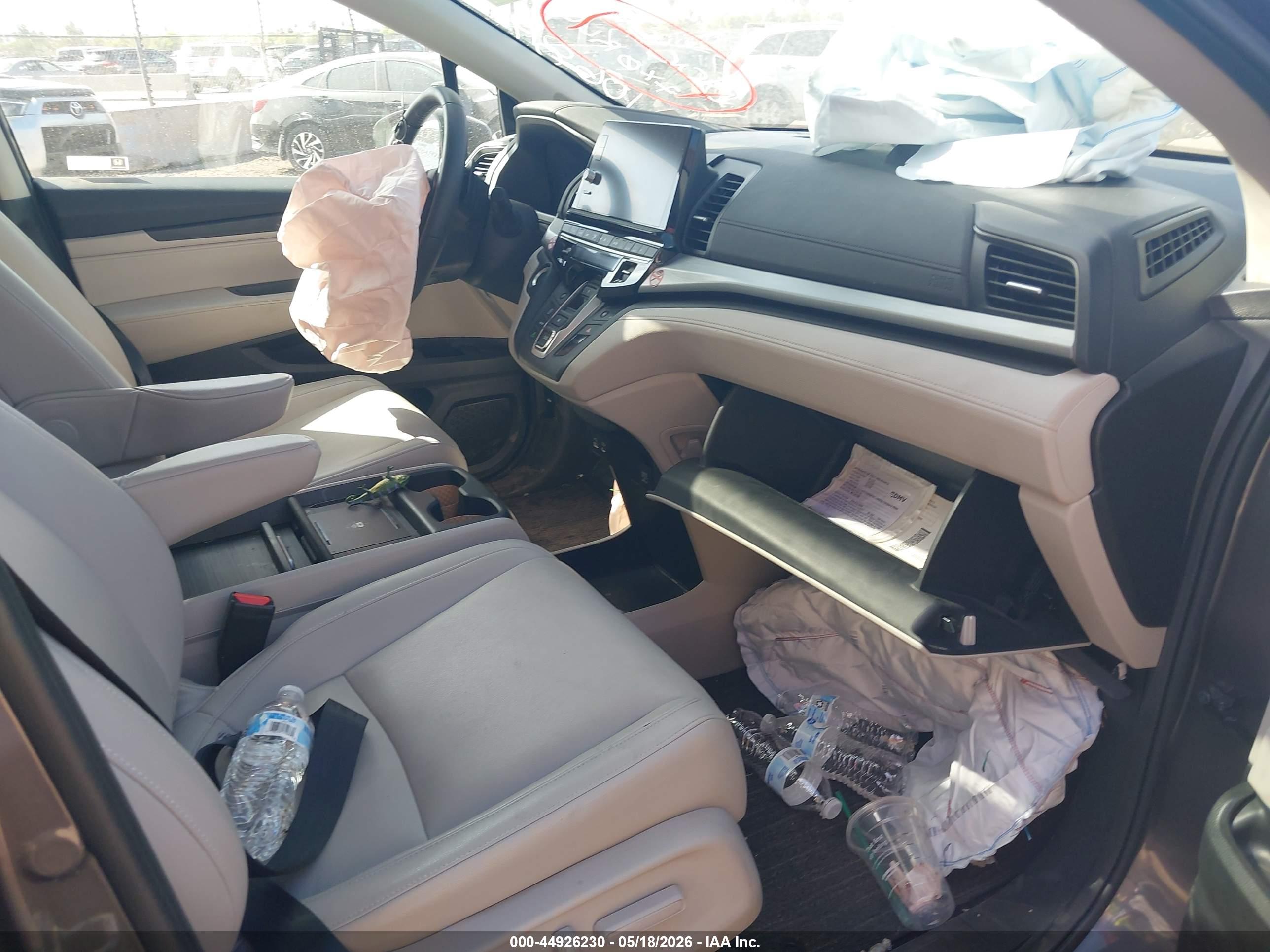 HONDA ODYSSEY image 5