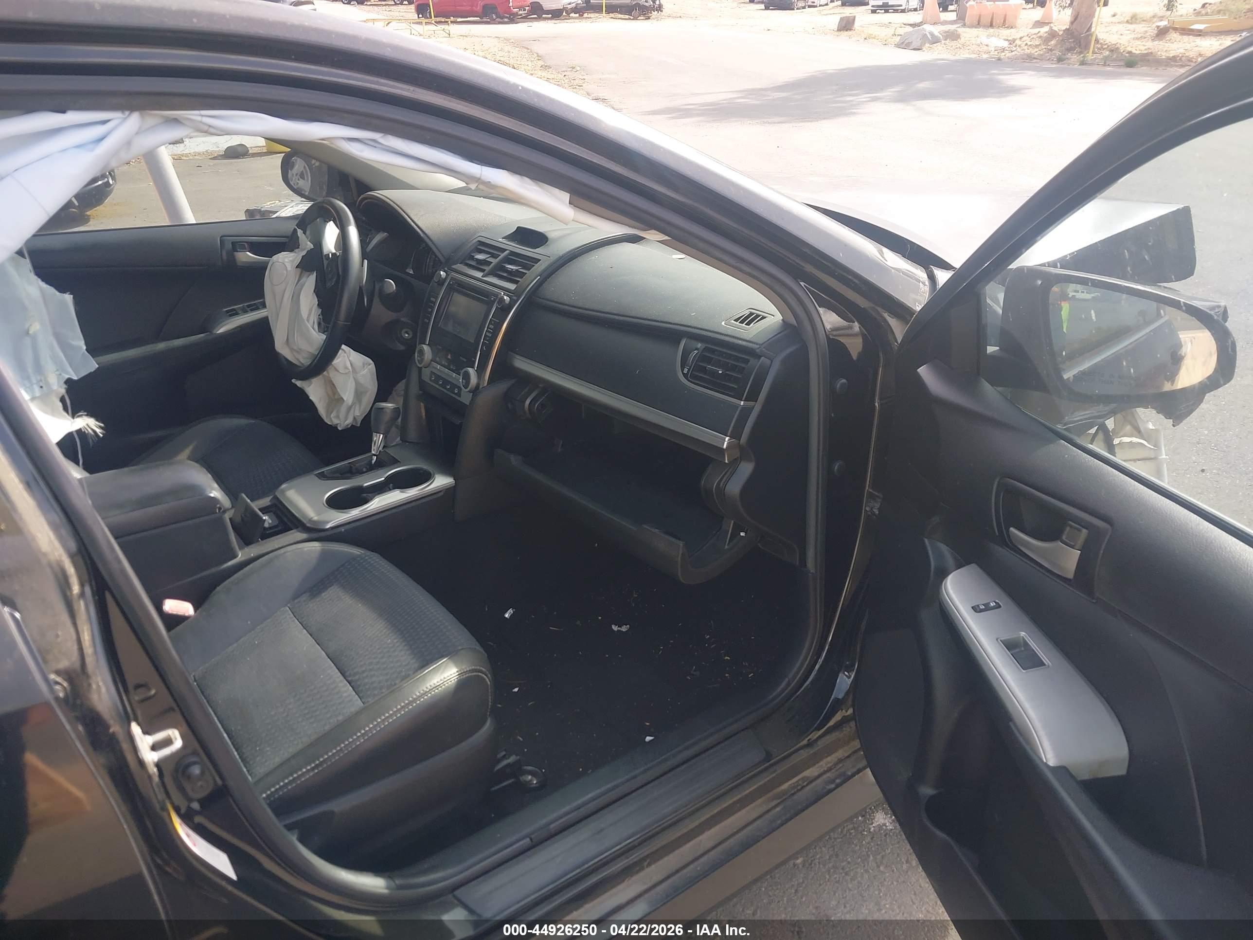 TOYOTA CAMRY image 5