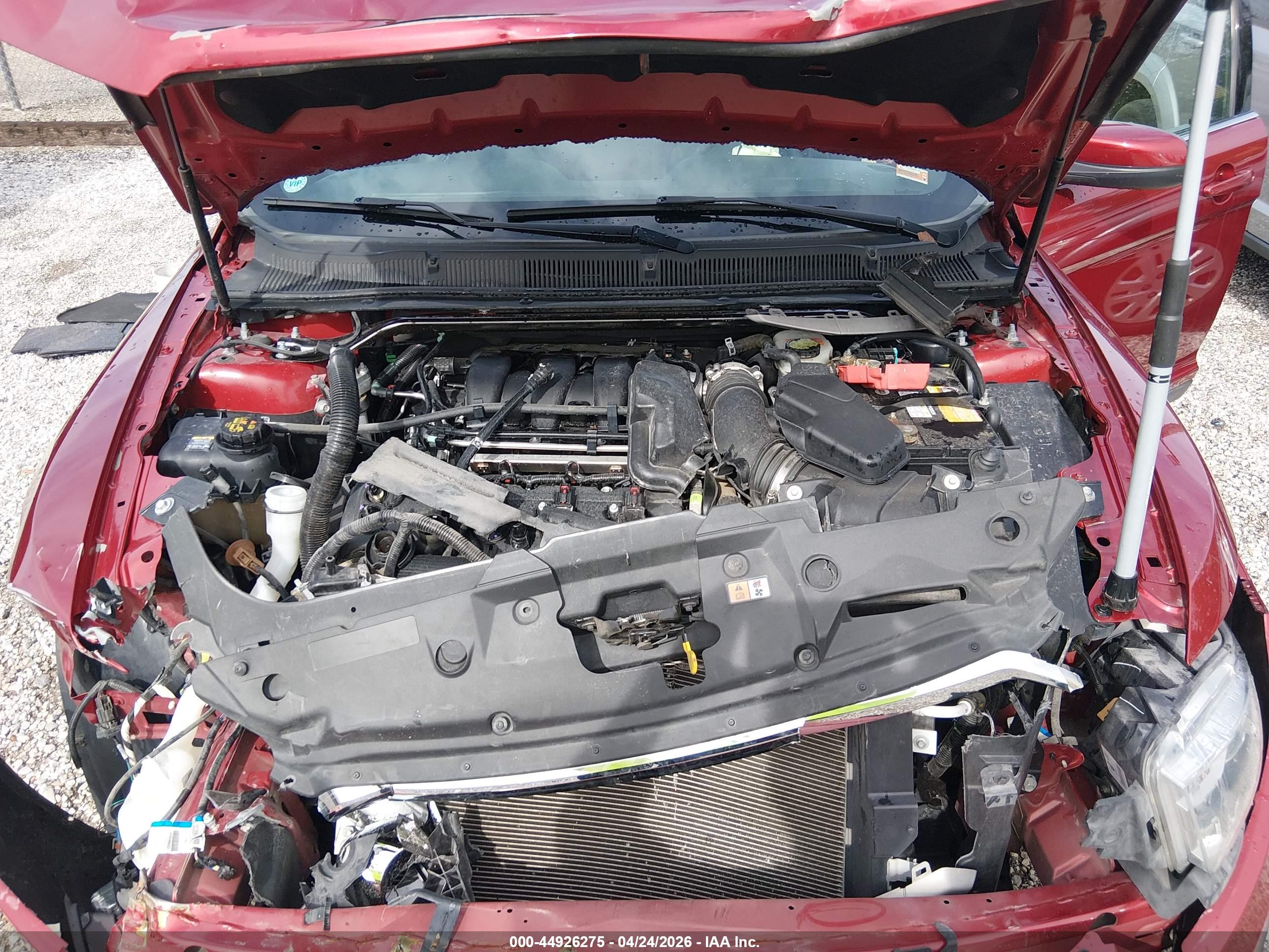 FORD TAURUS image 10