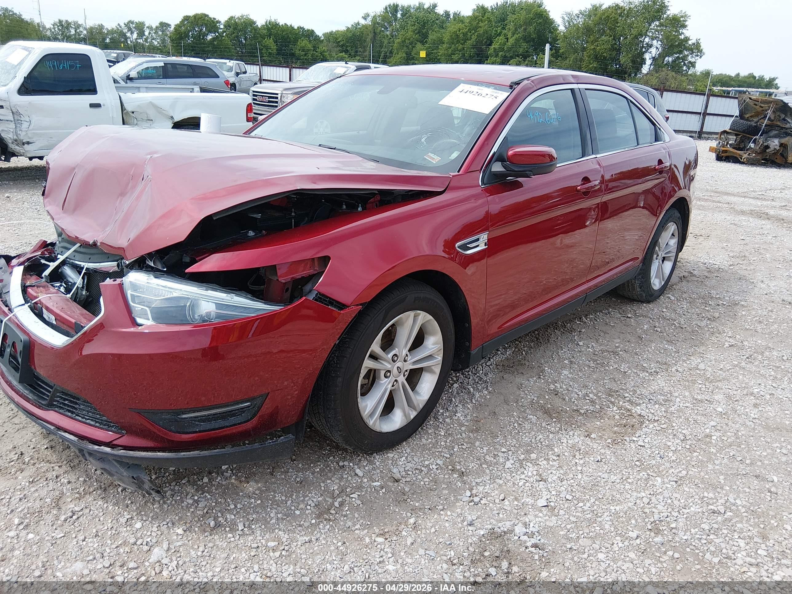 FORD TAURUS image 2