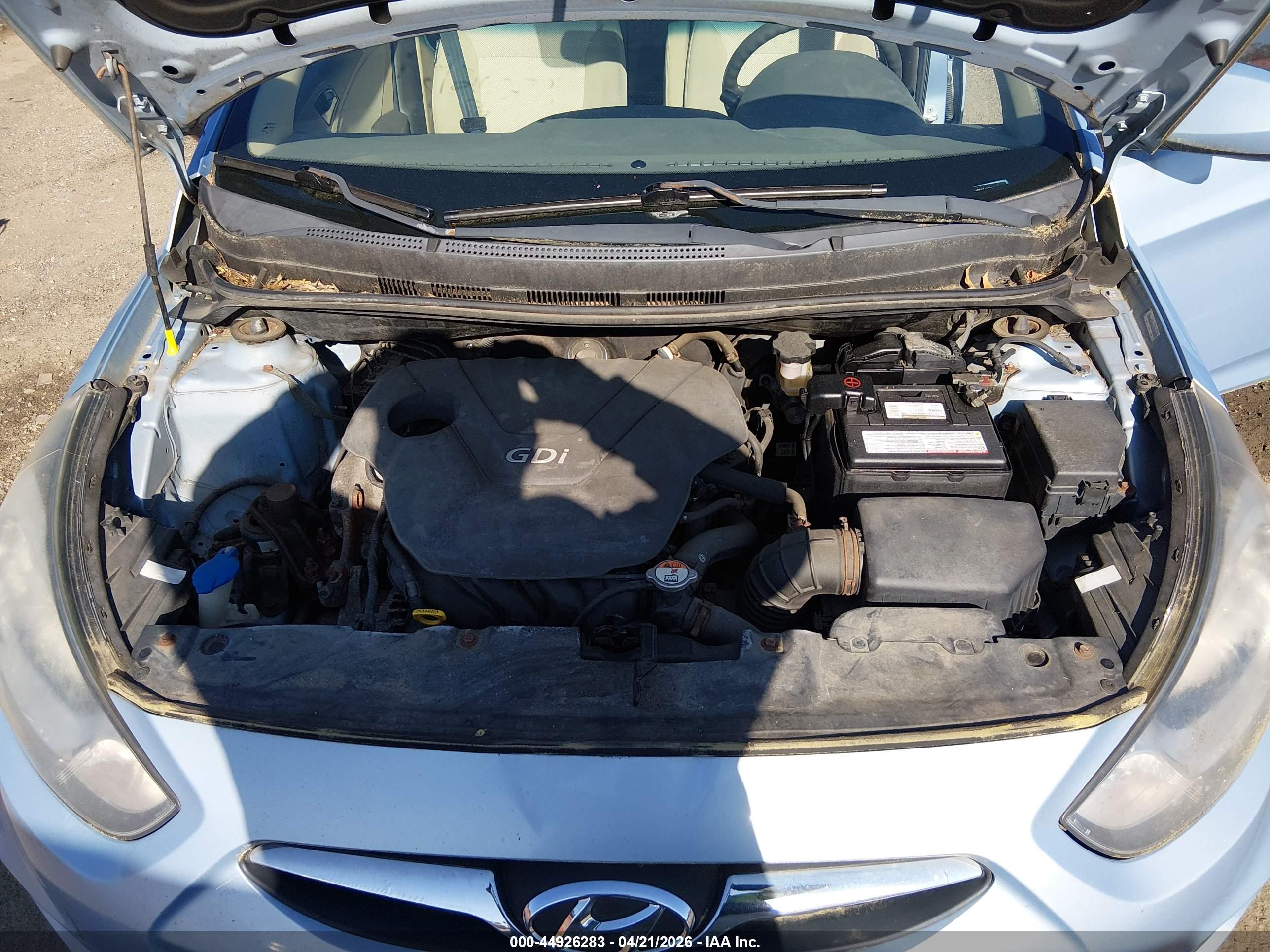HYUNDAI ACCENT image 10