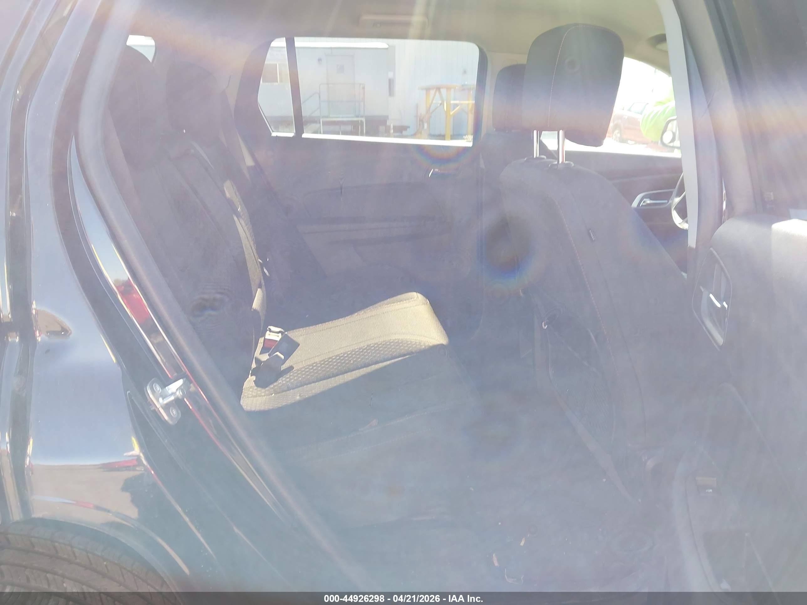 GMC TERRAIN image 8