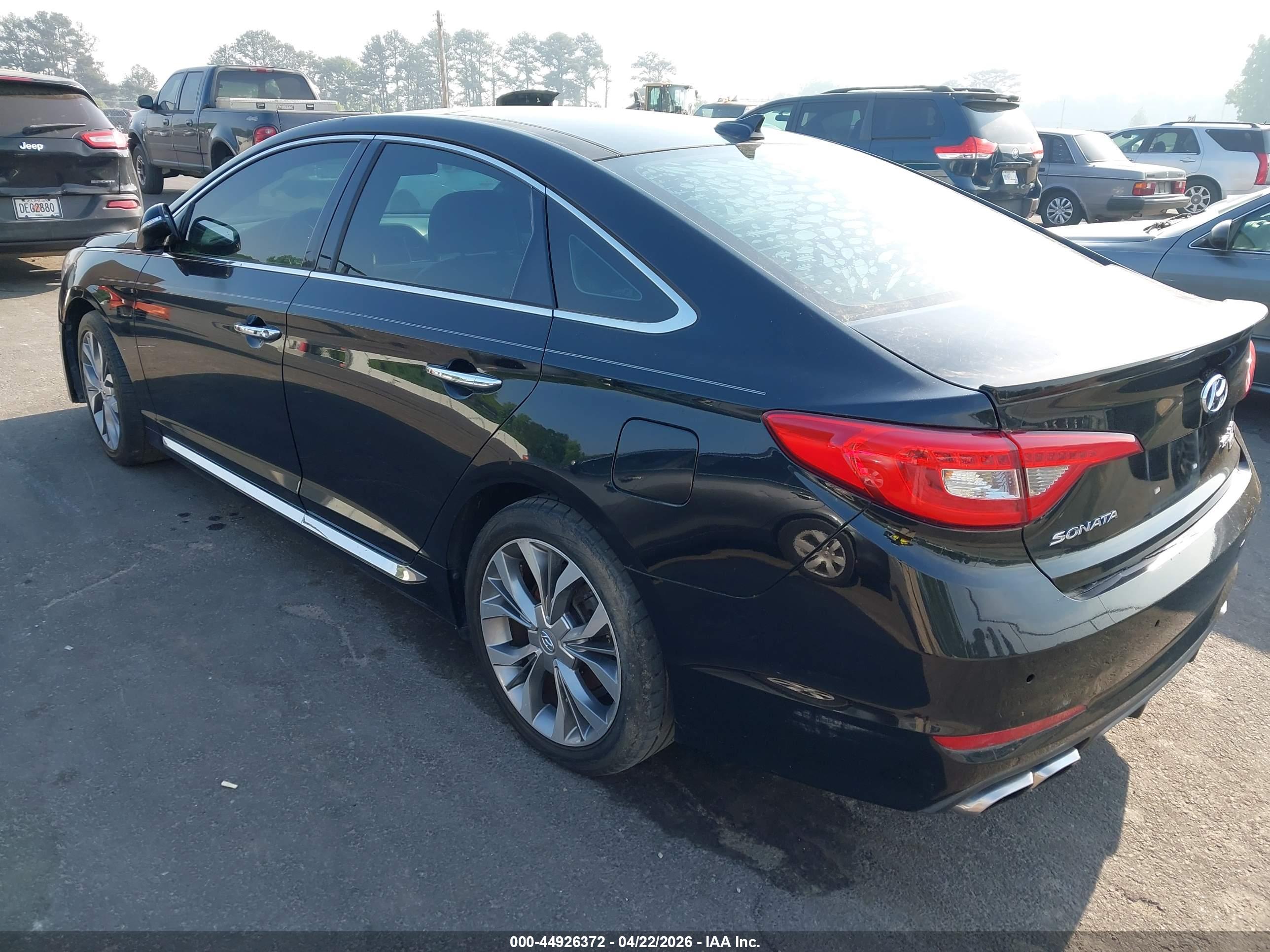 HYUNDAI SONATA image 3