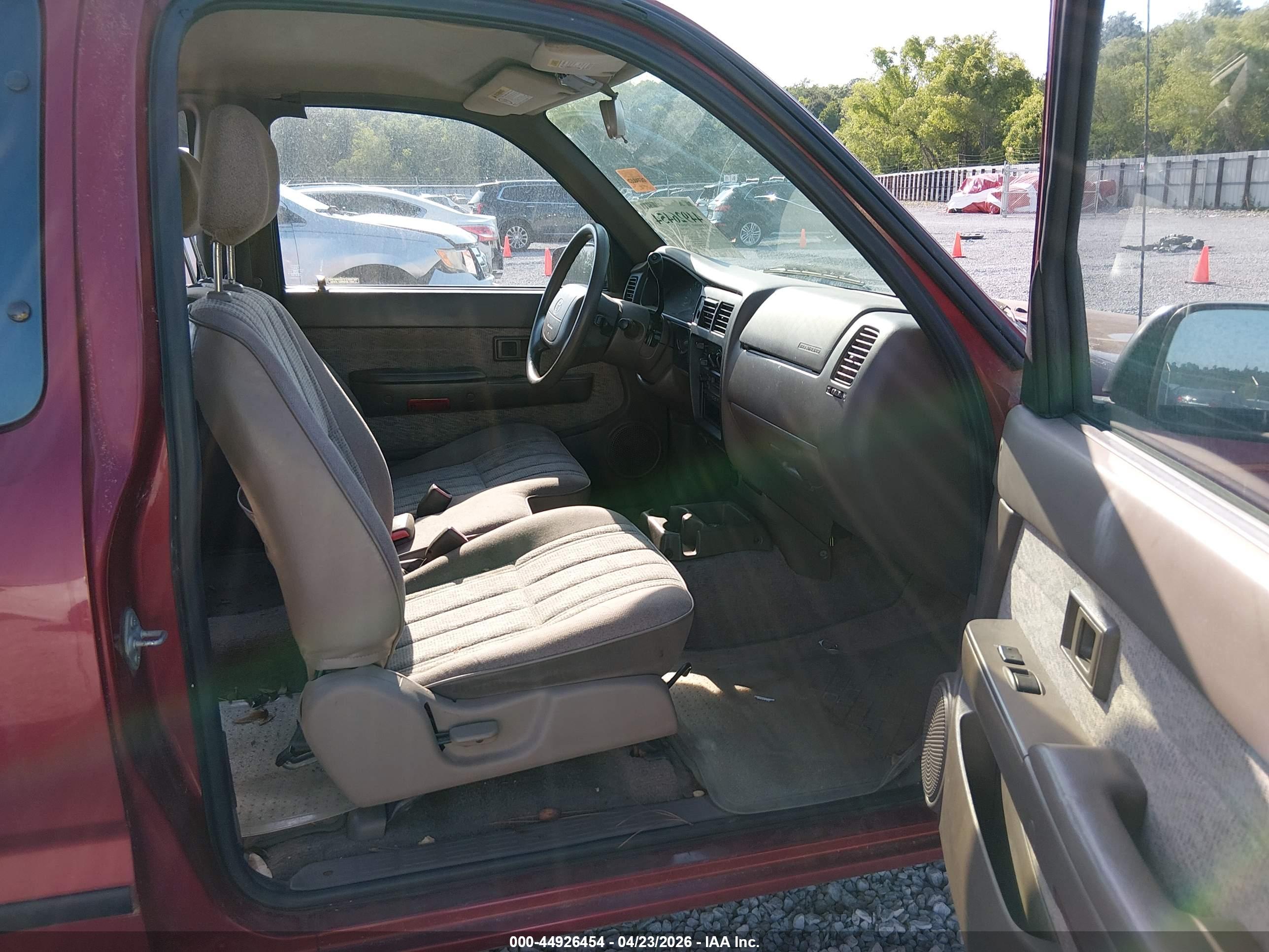 TOYOTA TACOMA image 5