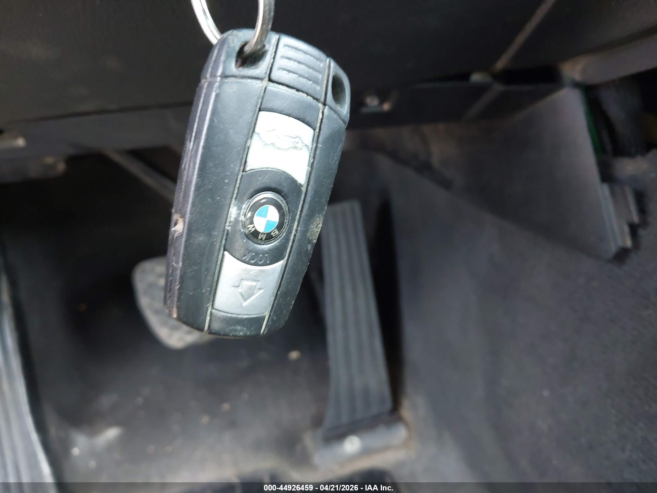 BMW 335I image 11